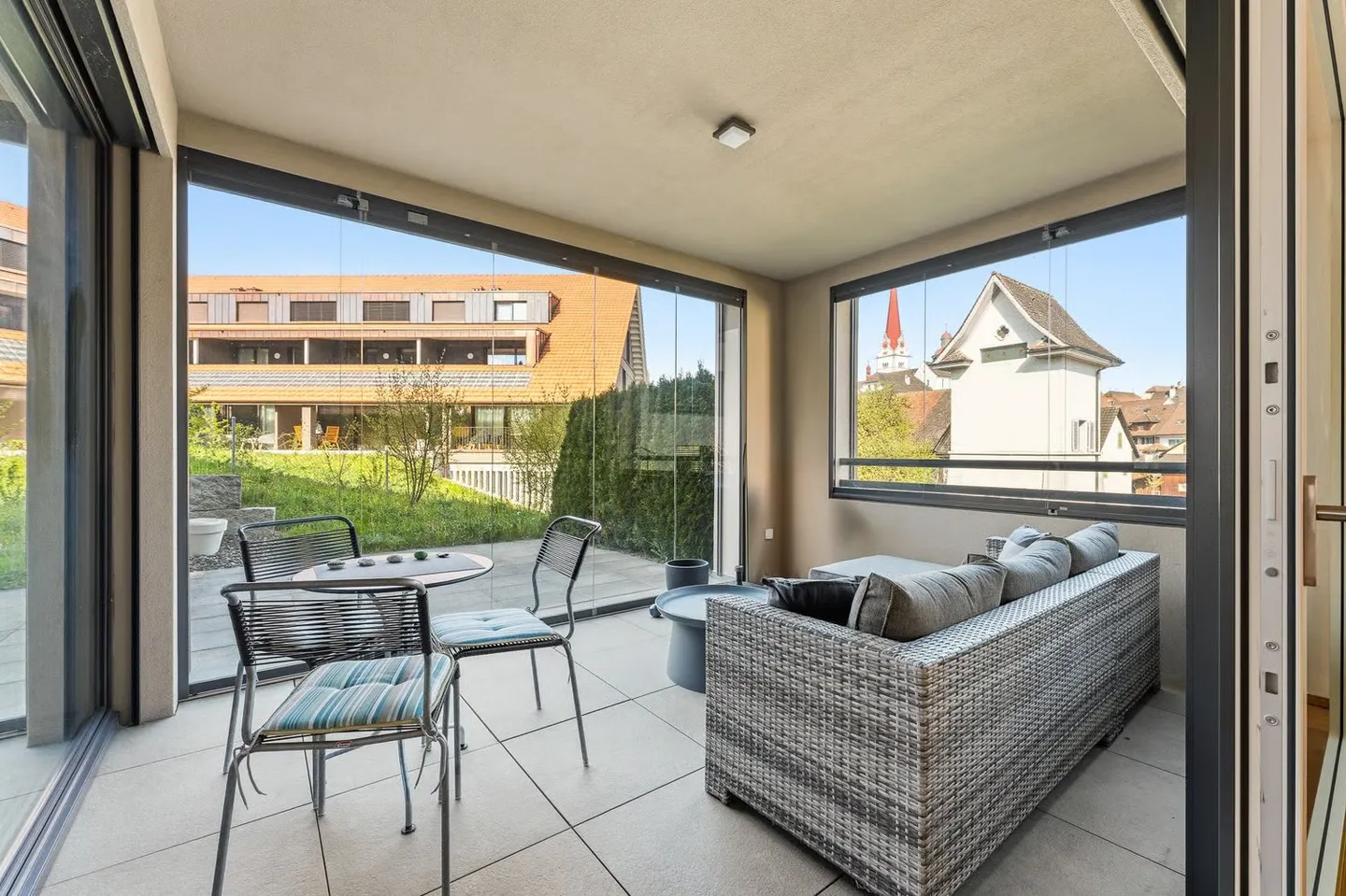 Stilvolles Apartment mit Wintergarten - Foto 4 von 7