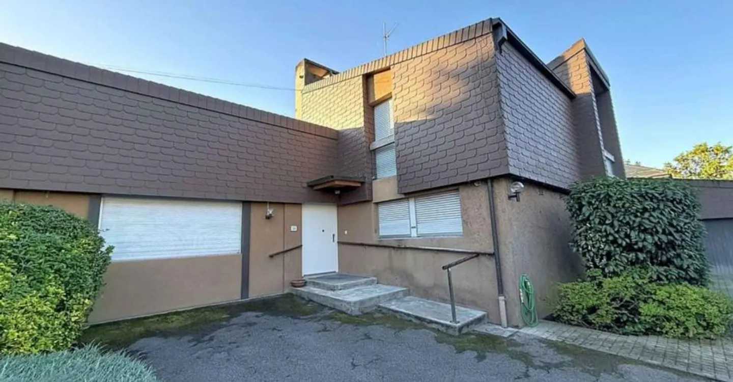 Doppelhaushälfte mit 9 Zimmern und eingezäuntem Garten in Thônex - Foto 10 von 10