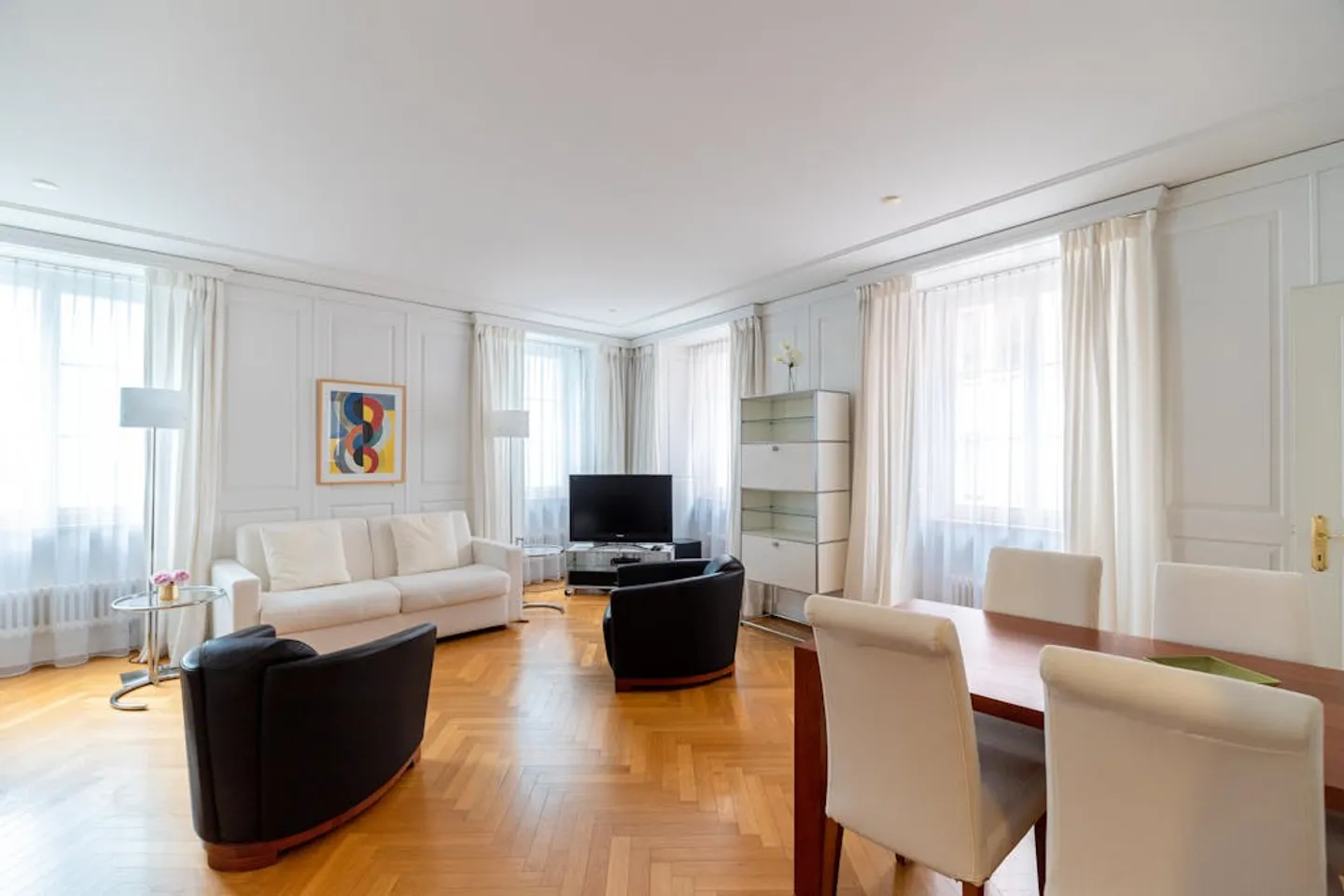 Apartment for rent - Photo 2 of 10