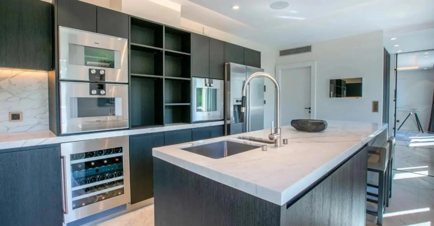 Lussuoso attico duplex ristrutturato! - Foto 10 di 10