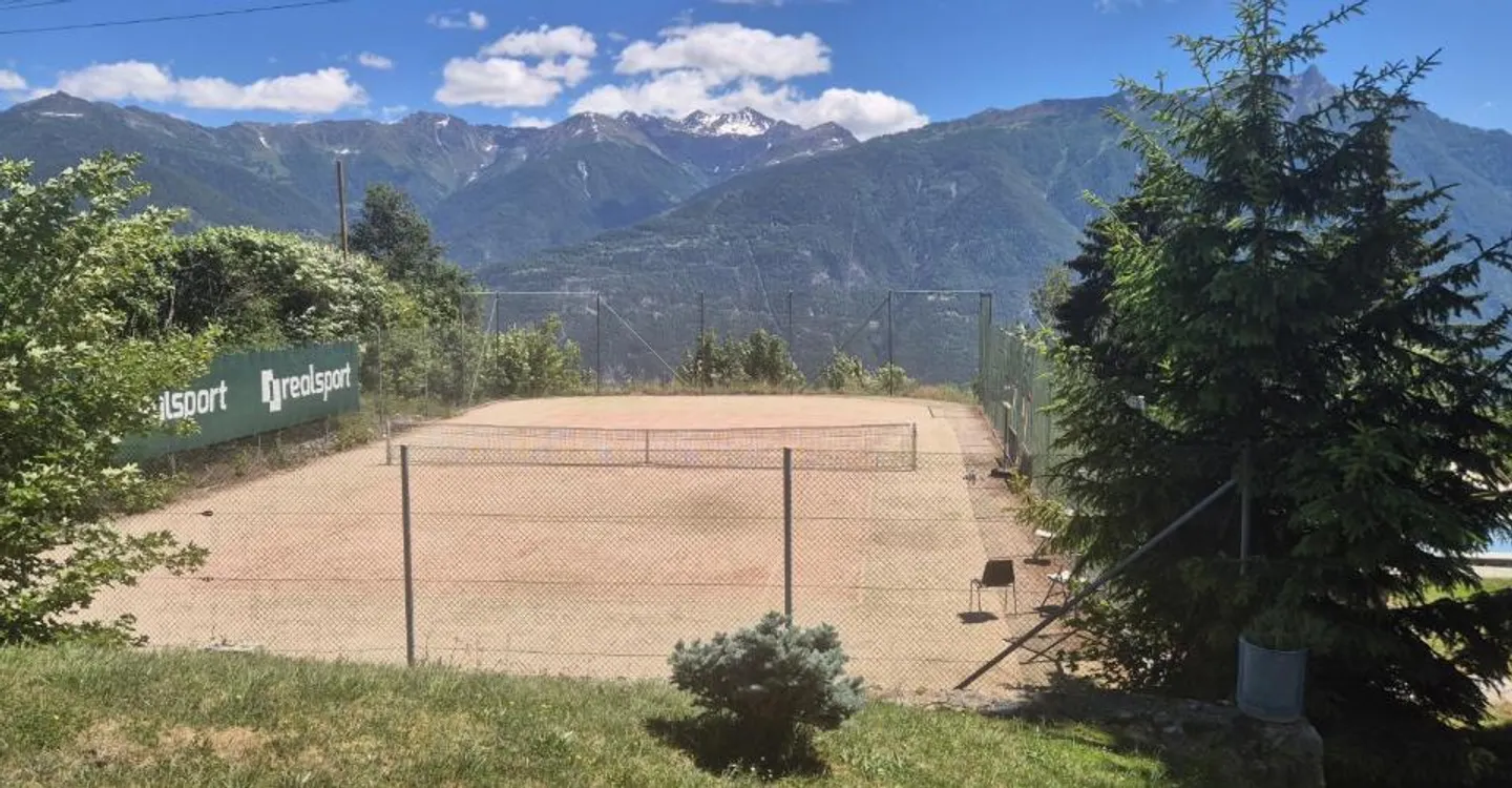 Building plot - Photo 1 of 3