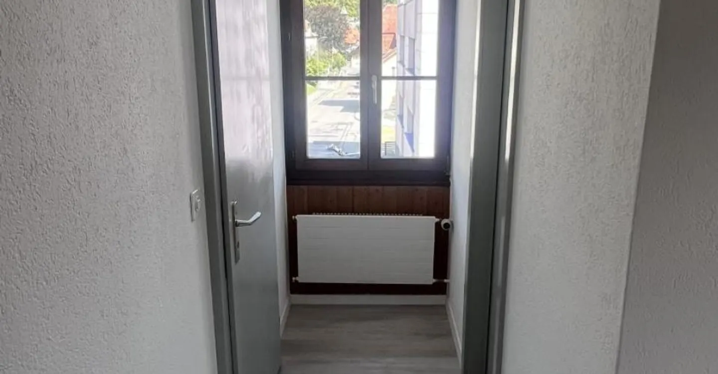 Appartement spacieux à Moutier - Photo 8 sur 10