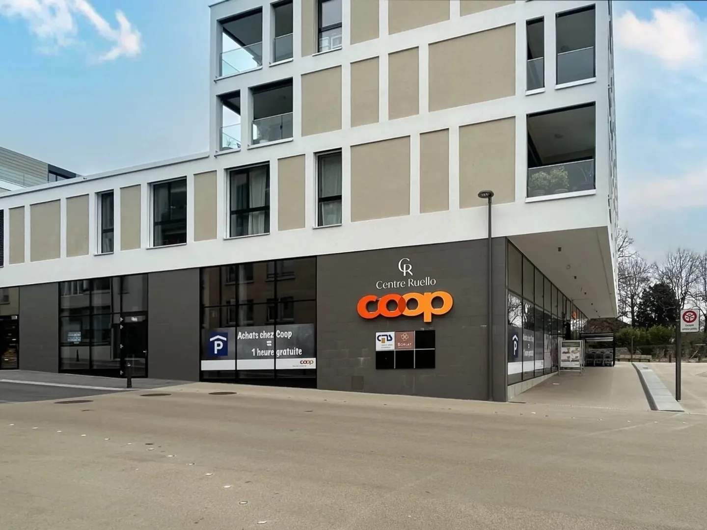 Rolle - Commercial surfaces starting from 60 m2 - rent from 1875 chf/month - Photo 2 of 7