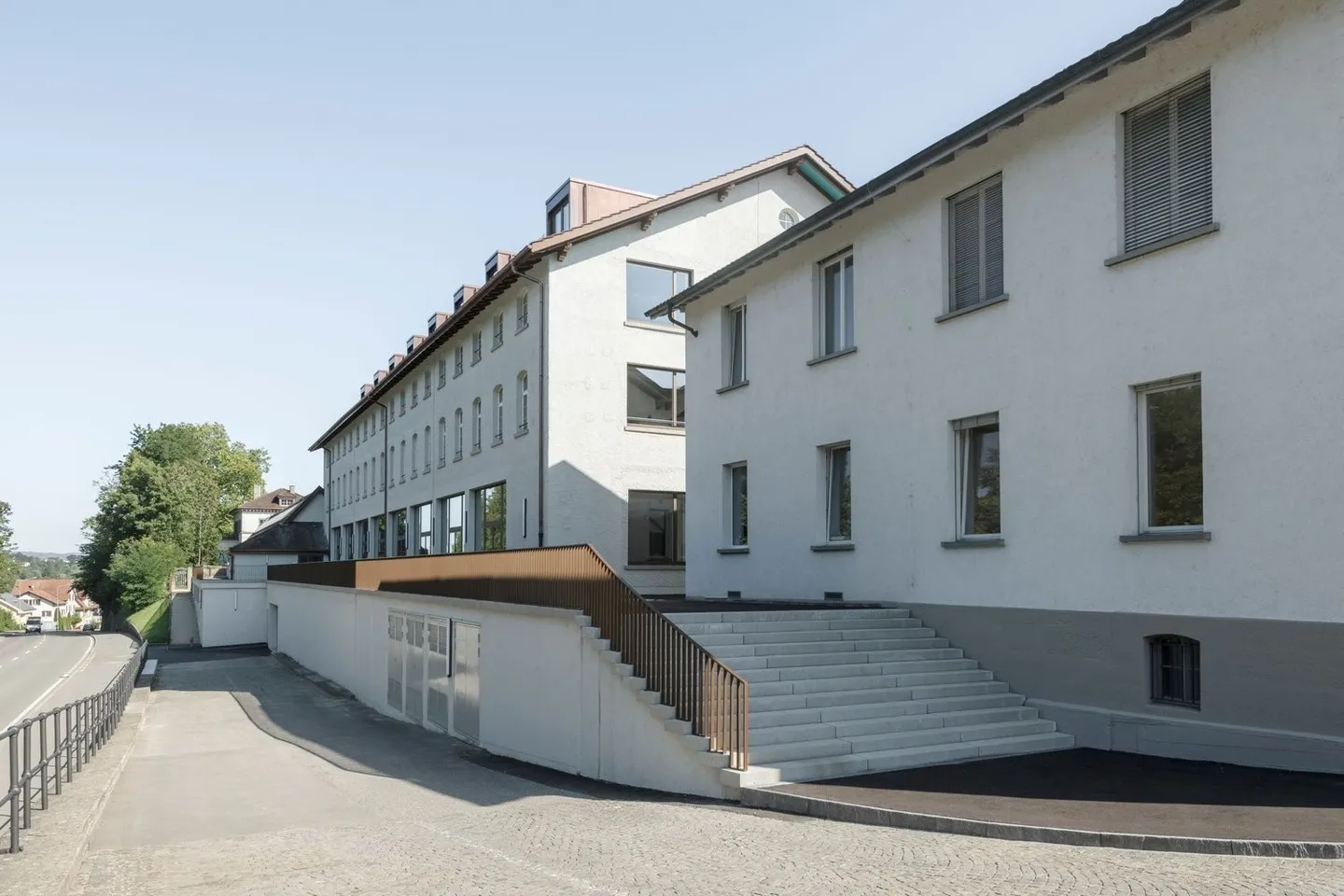 High-quality developed commercial spaces - Photo 8 of 8