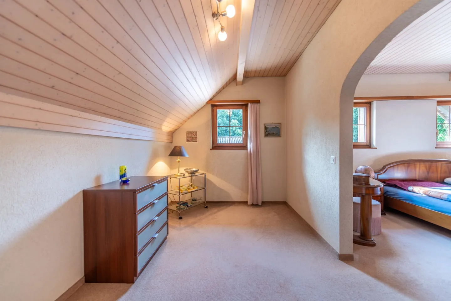 A Manor House Full of Possibilities - Living and Business Under One Roof - Photo 18 of 42