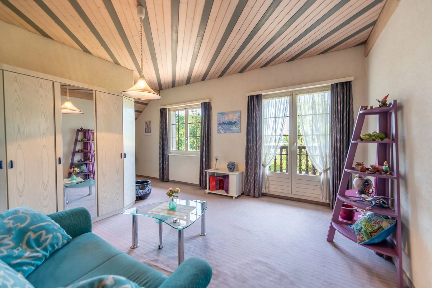 A Manor House Full of Possibilities - Living and Business Under One Roof - Photo 22 of 42