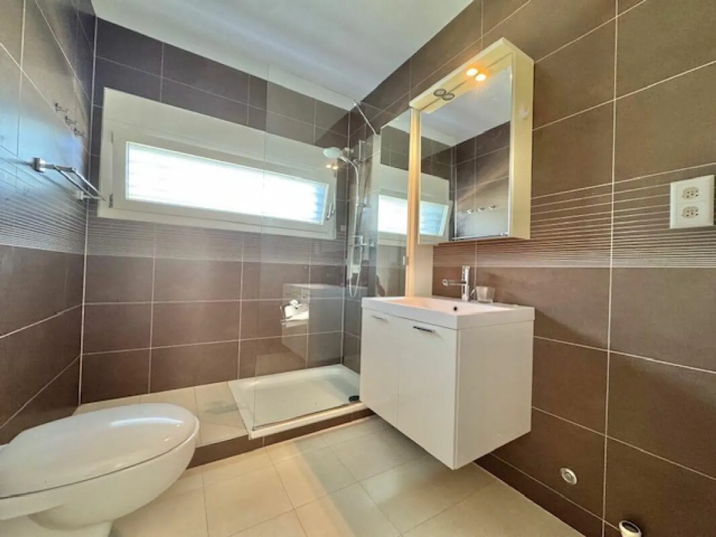 FOR SALE IN THE CENTER OF LOSONE - MODERN DUPLEX ATTIC WITH 5.5 ROOMS - Photo 14 of 27