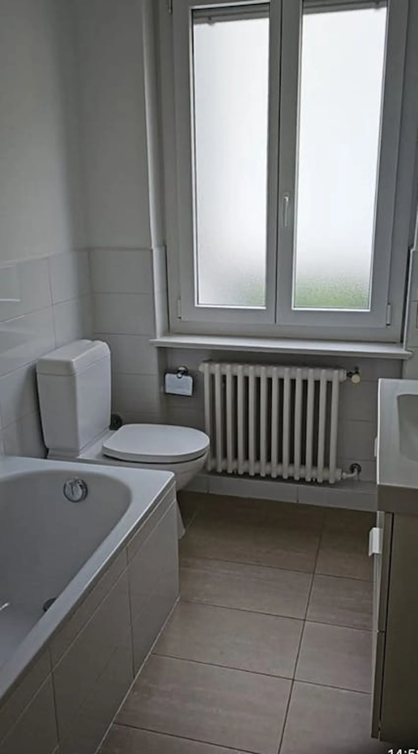 Apartment for rent - Photo 2 of 3