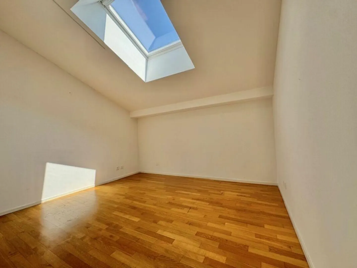 FOR SALE IN THE CENTER OF LOSONE - MODERN DUPLEX ATTIC WITH 5.5 ROOMS - Photo 19 of 27