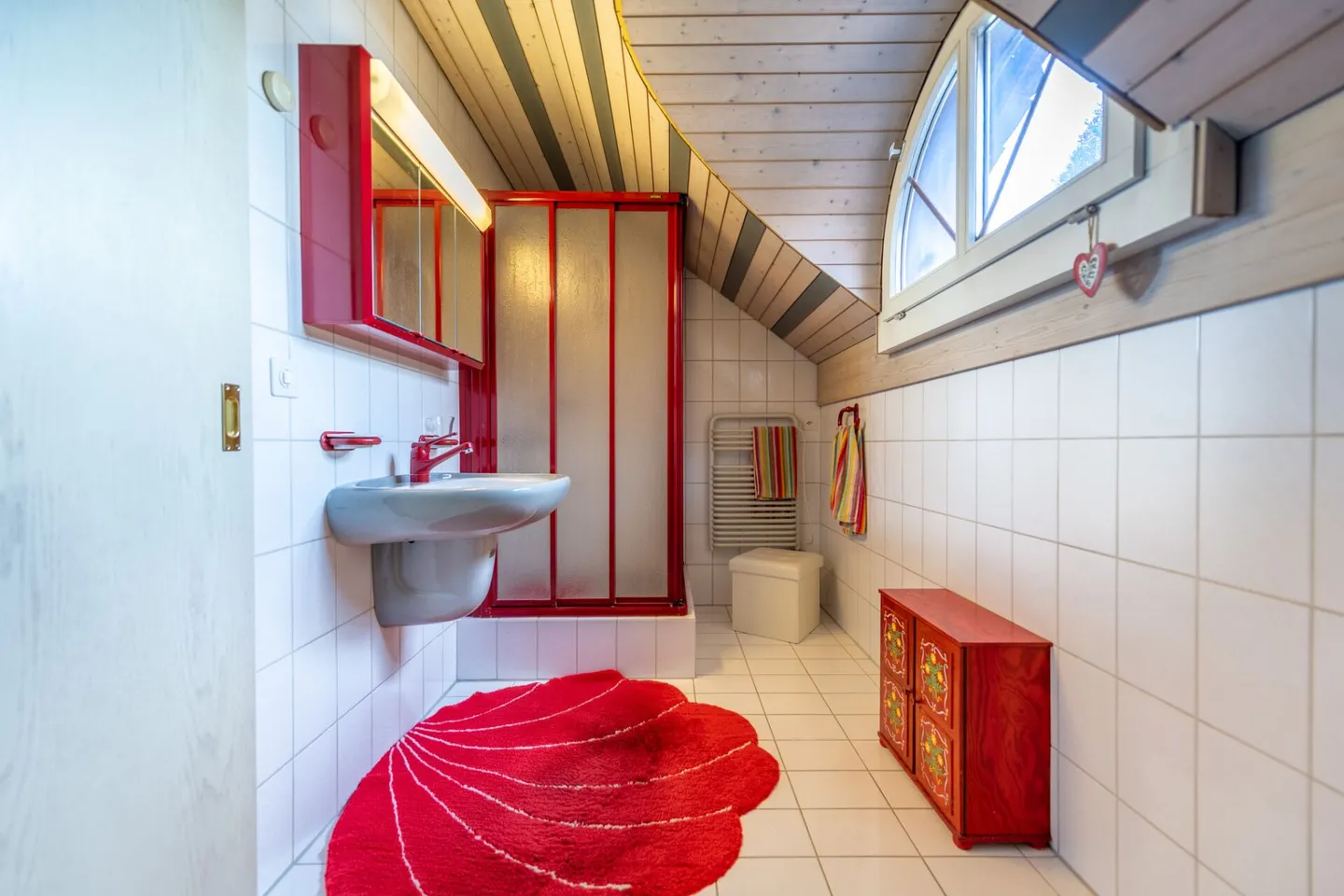 A Manor House Full of Possibilities - Living and Business Under One Roof - Photo 24 of 42