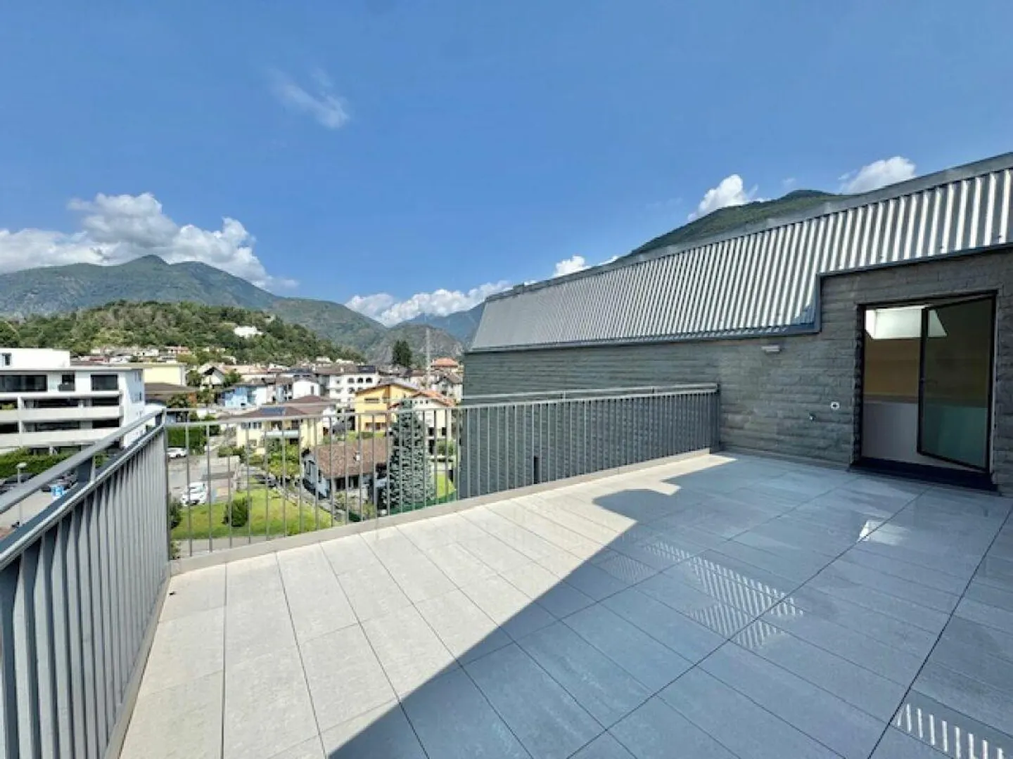 FOR SALE IN THE CENTER OF LOSONE - MODERN DUPLEX ATTIC WITH 5.5 ROOMS - Photo 22 of 27