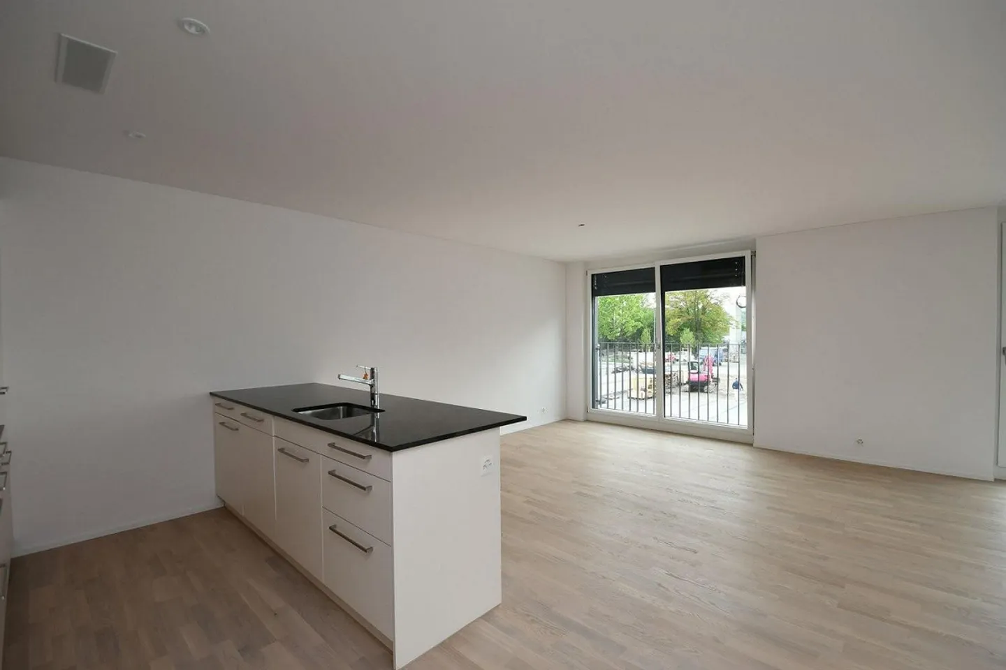 Feyco - Urban - Living in Gümligen - Photo 3 of 7