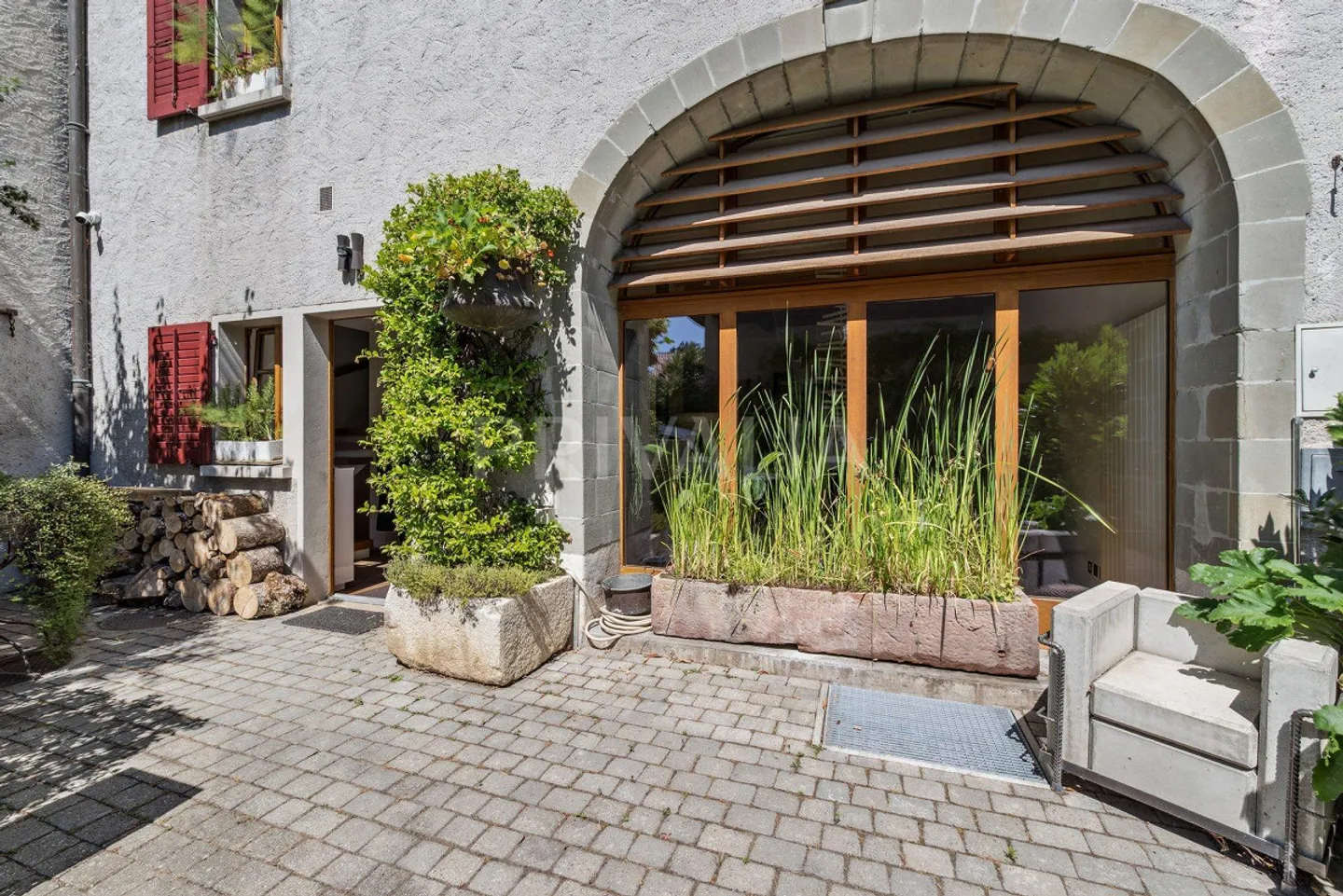 Großzügiges und helles Dorfhaus im Herzen von Soral - Foto 9 von 10