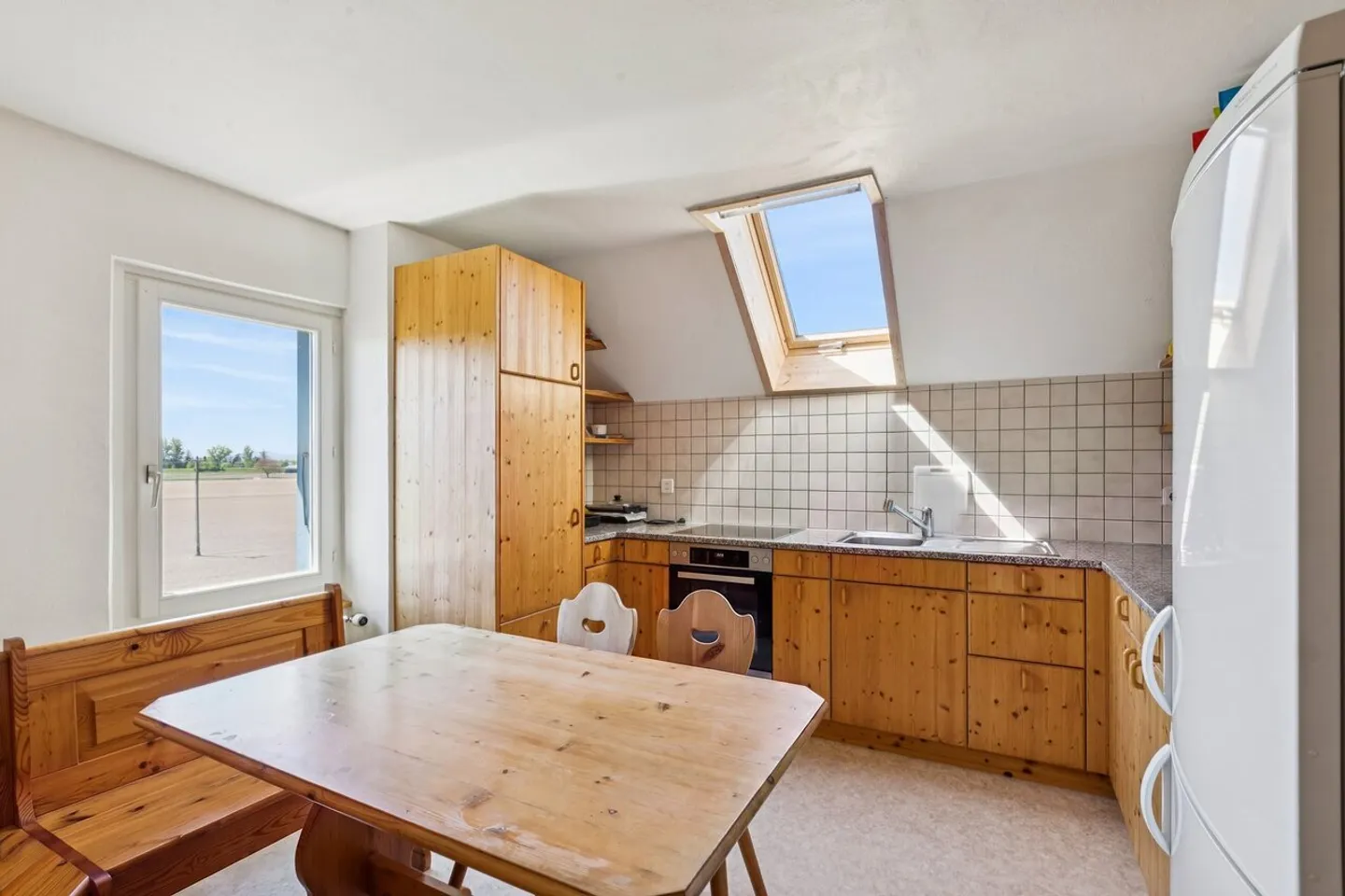 Proprietà redditizia o casa per famiglie - o entrambe! - Foto 8 di 10