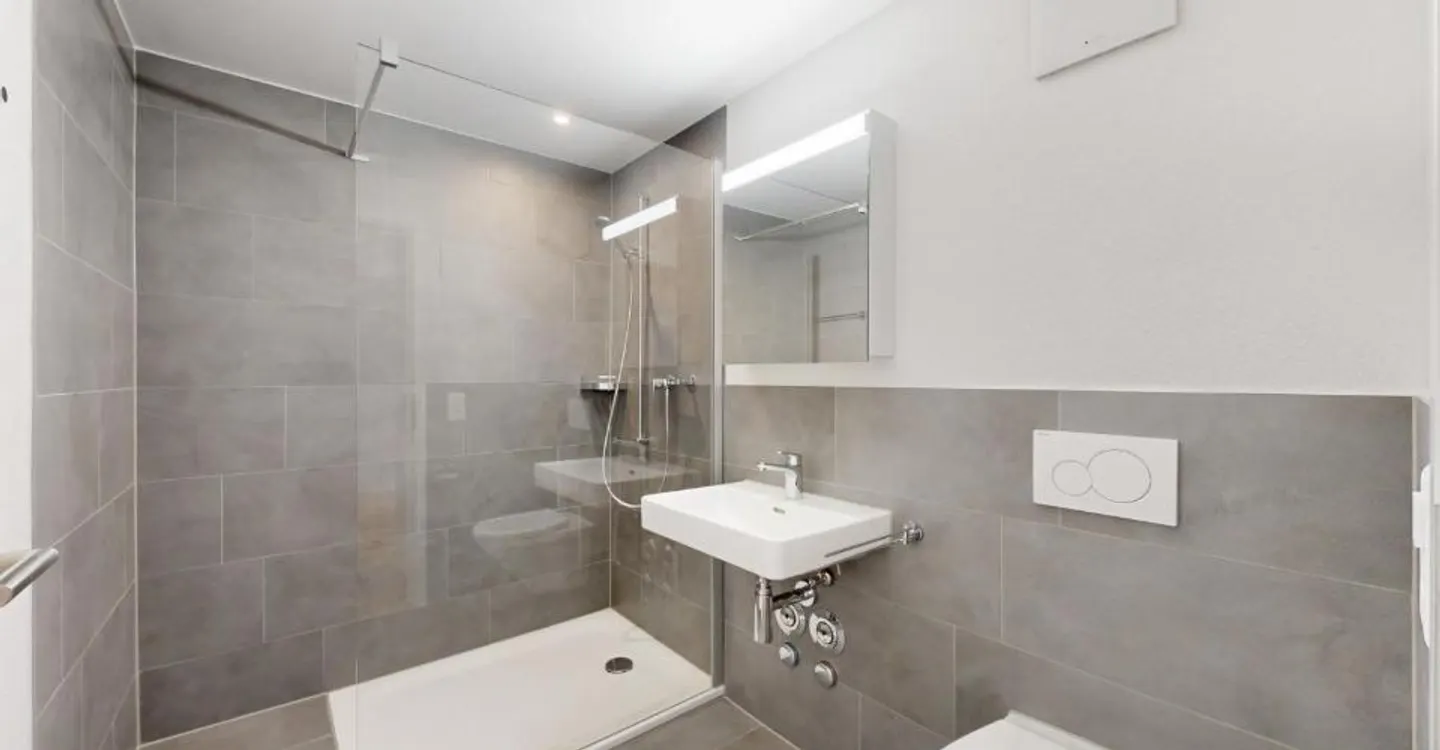Modern 1-Room Apartment in St. Gallen - Photo 2 of 3