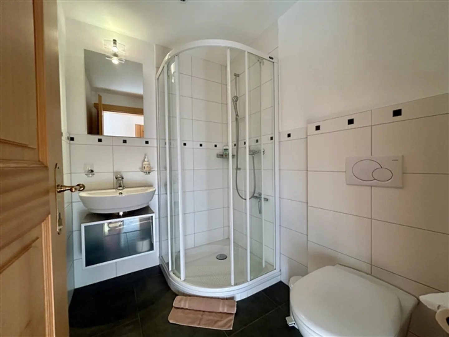 Ampio appartamento di 140 m2 a Rougemont - Foto 18 di 20