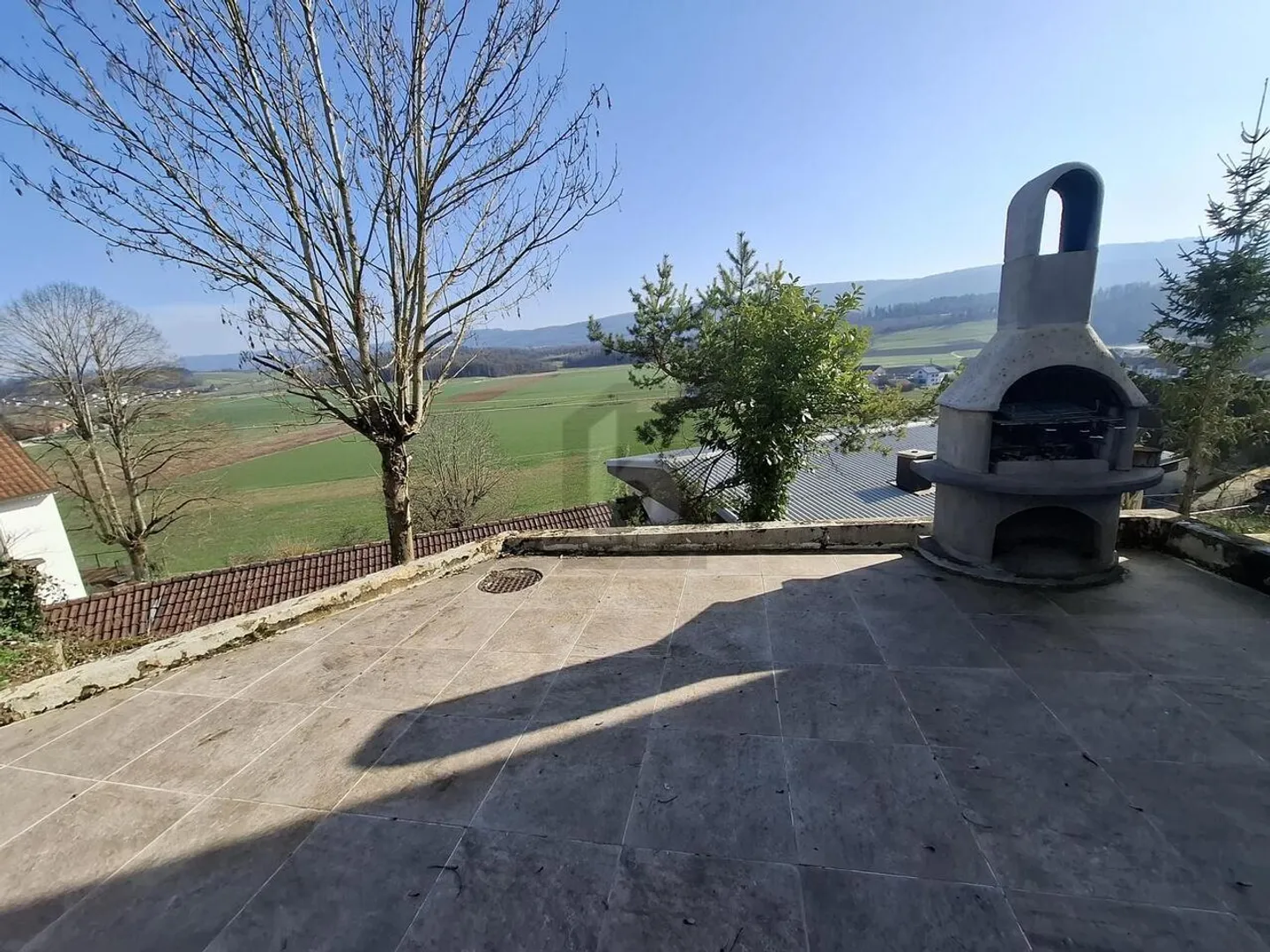 Charming Renovated Apartment - Photo 1 of 6