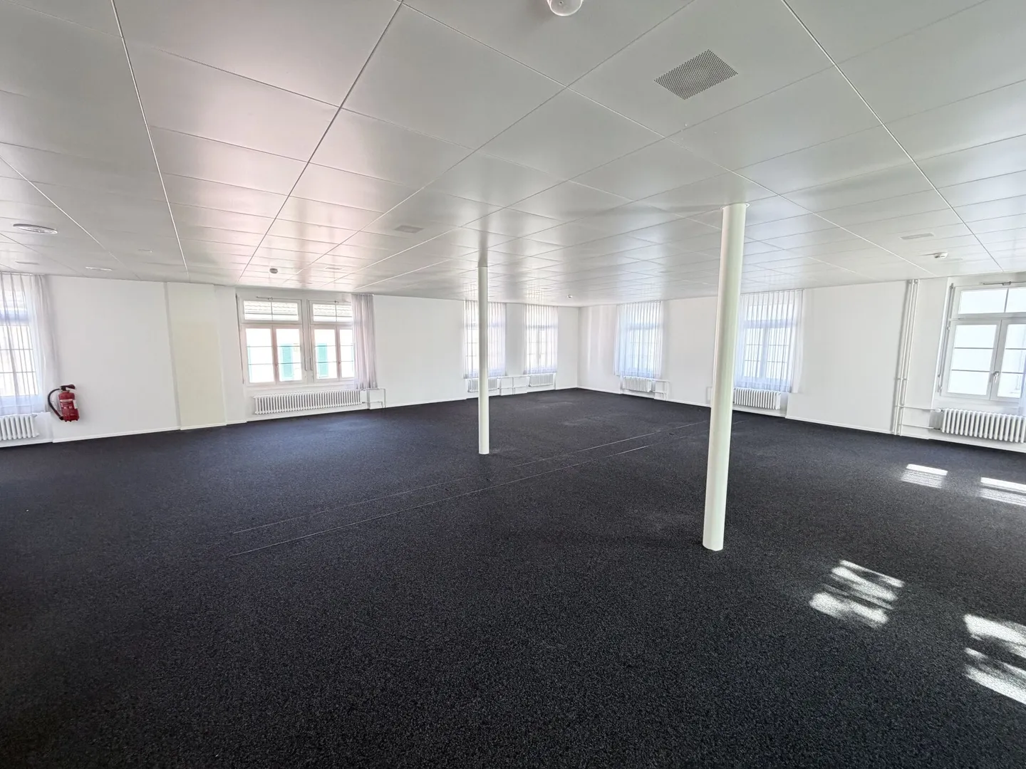 Exclusive Office Spaces in the City Center (Total 285m²) - Photo 5 of 8