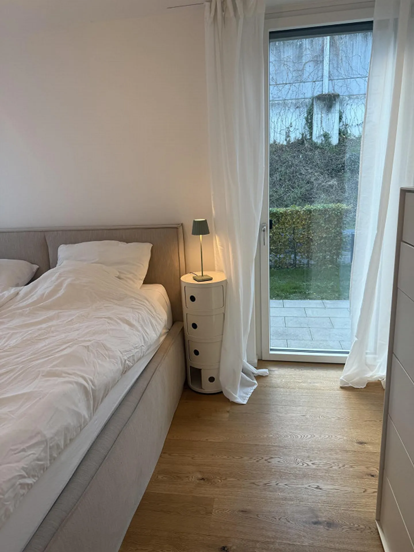 Appartement meublé de 3,5 pièces en bord de lac à Kilchberg location à court terme - Photo 8 sur 9