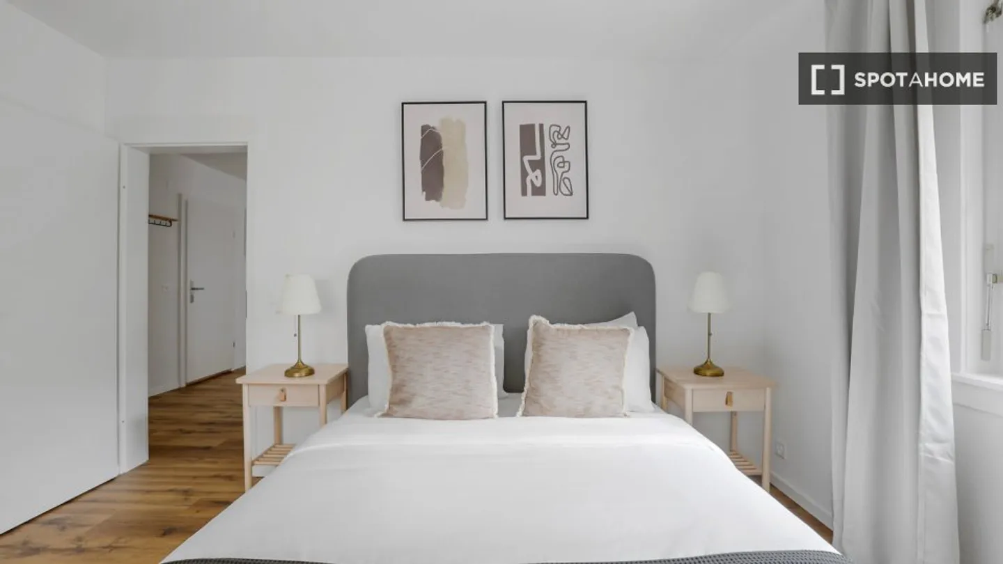 Entdecke, besichtige und miete dein neues Zuhause online mit vollem Vertrauen. - Foto 7 von 16