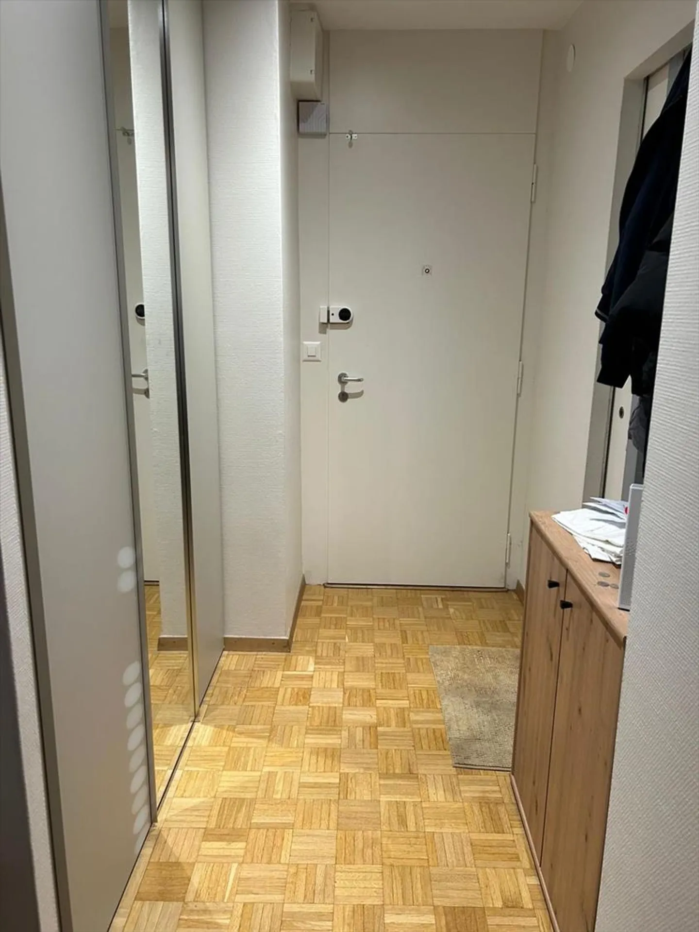 Charmant studio meublé à Les Eaux-Vives - Photo 1 sur 7