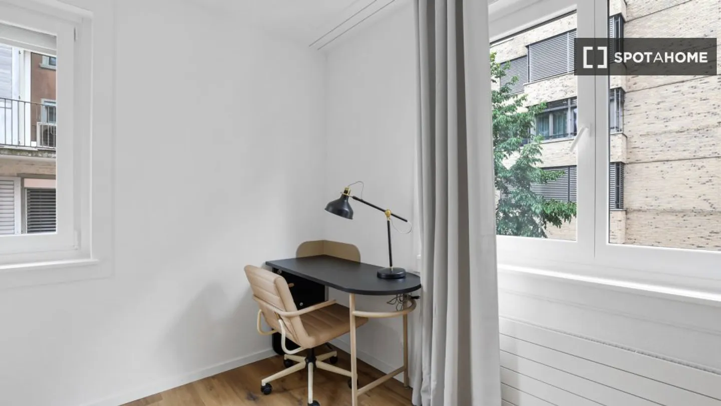 Entdecke, besichtige und miete dein neues Zuhause online mit vollem Vertrauen. - Foto 11 von 16