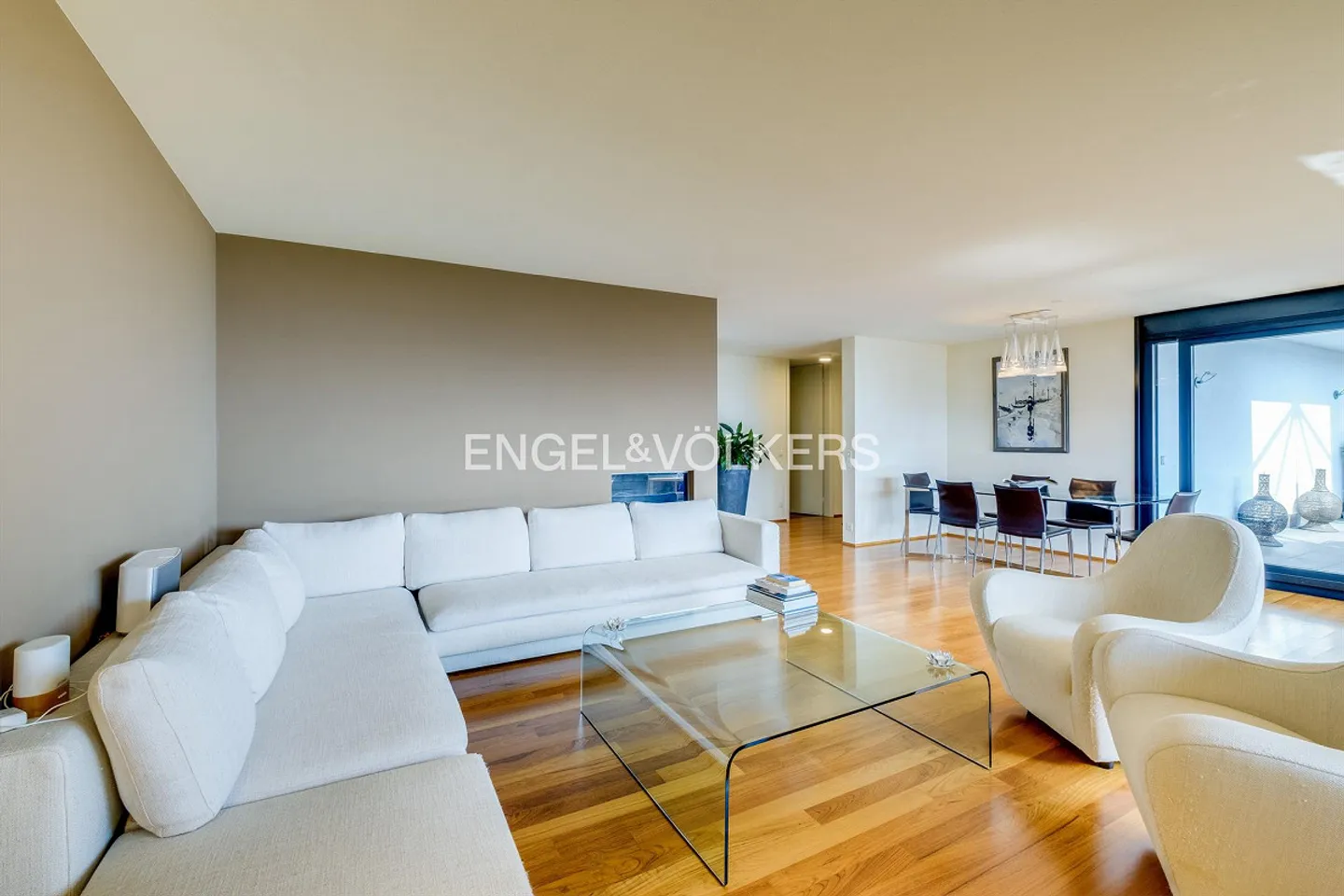 Elegante Attico con Vista Lago - Foto 6 di 13