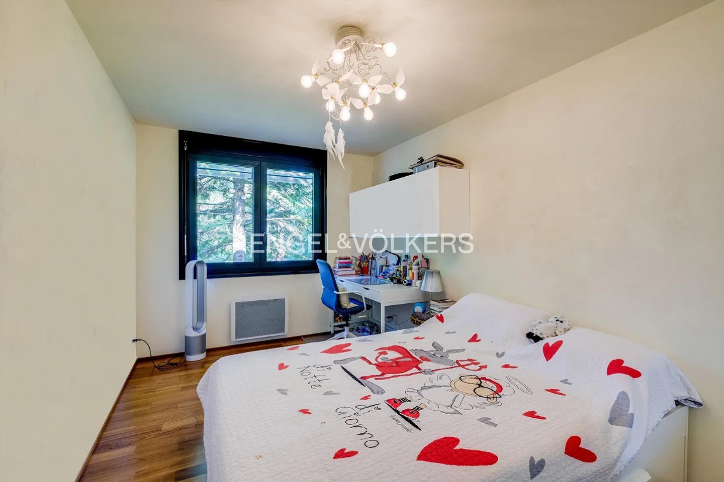 Elegante Attico con Vista Lago - Foto 11 di 13