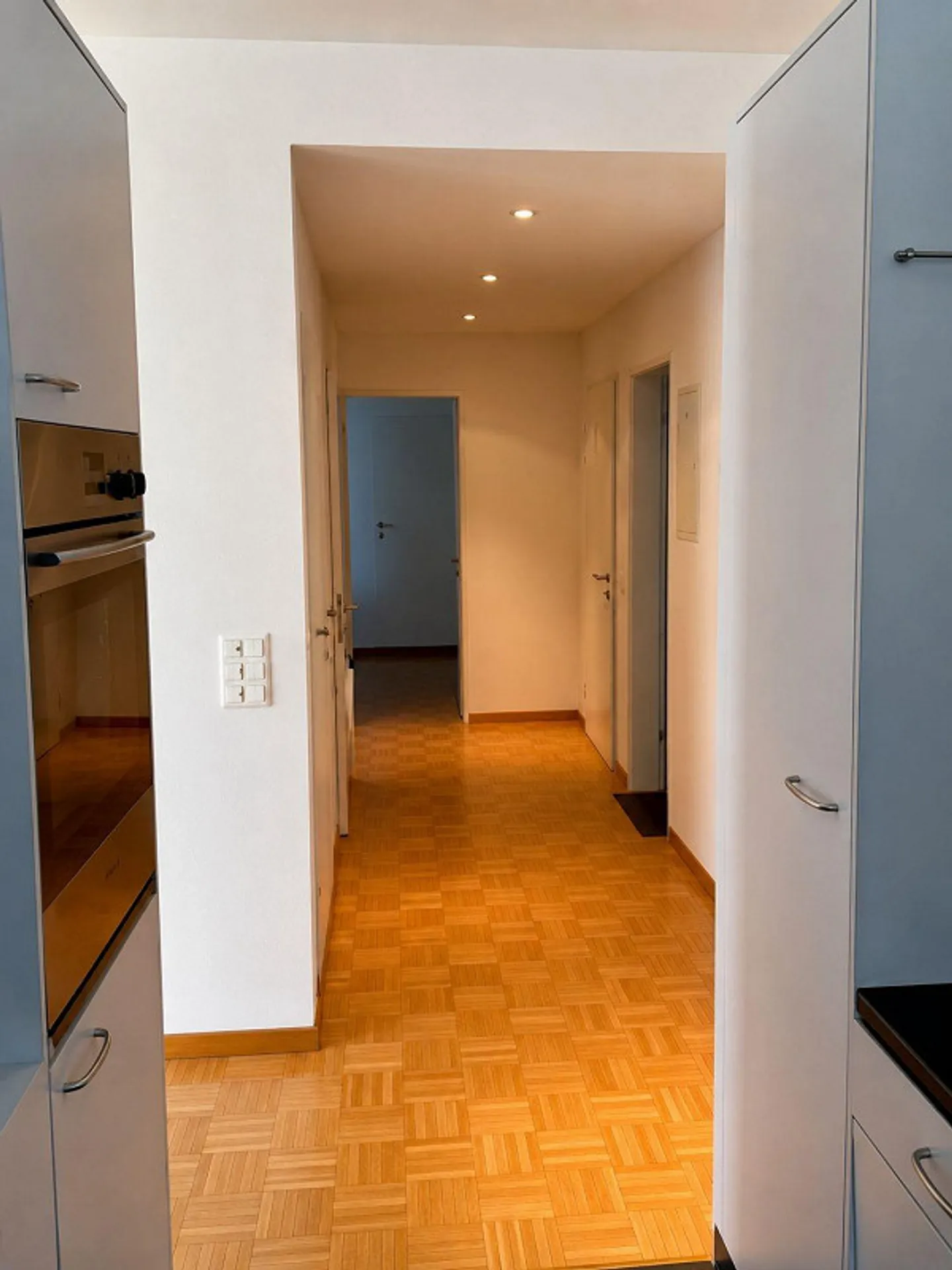 Temporary 3.5 Room Apartment in the Heart of Ennetbürgen - Photo 3 of 5