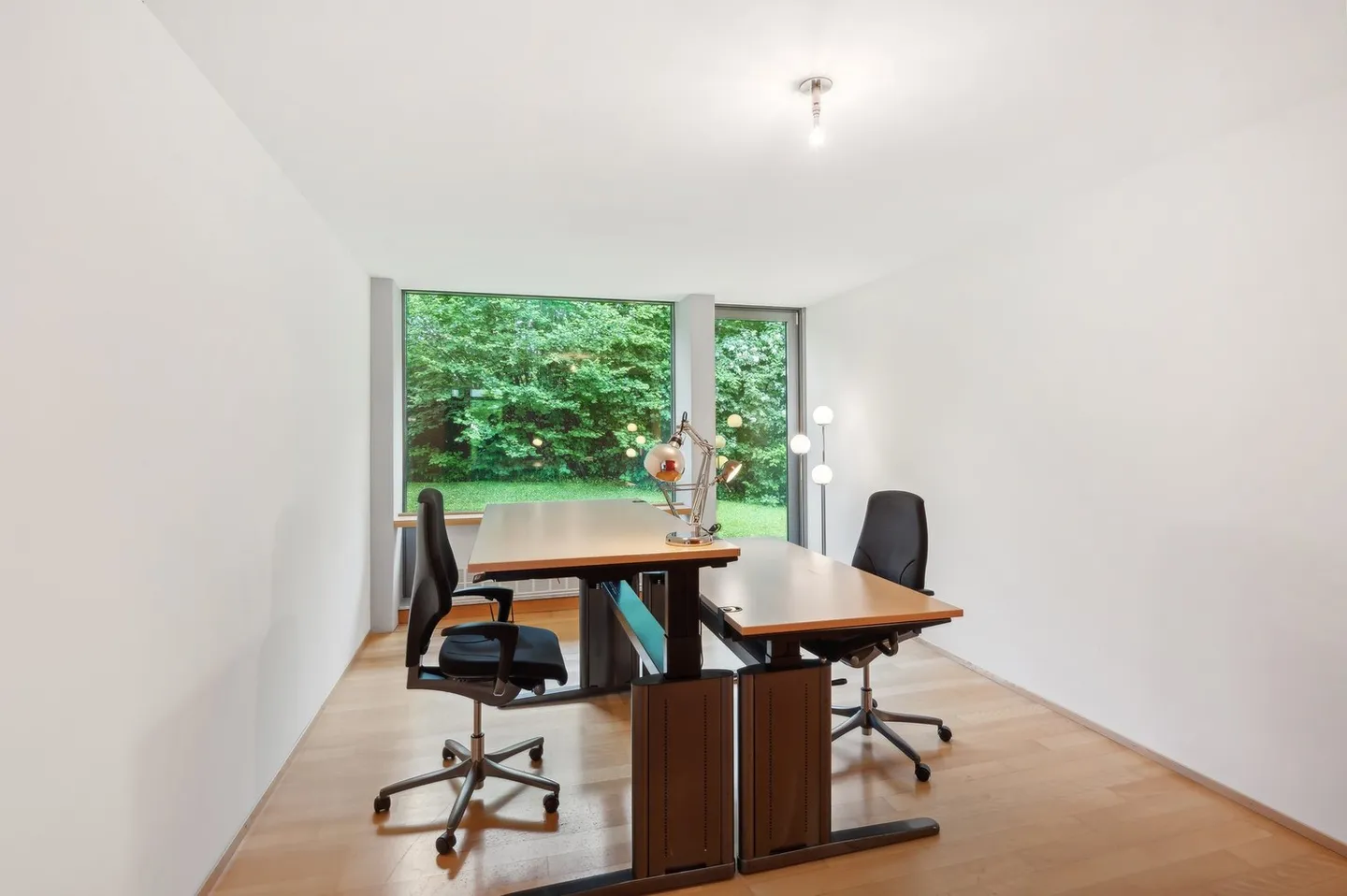 Bureaux meublés et chambres individuelles au Zürichberg flexibles et tout compris - Photo 17 sur 26