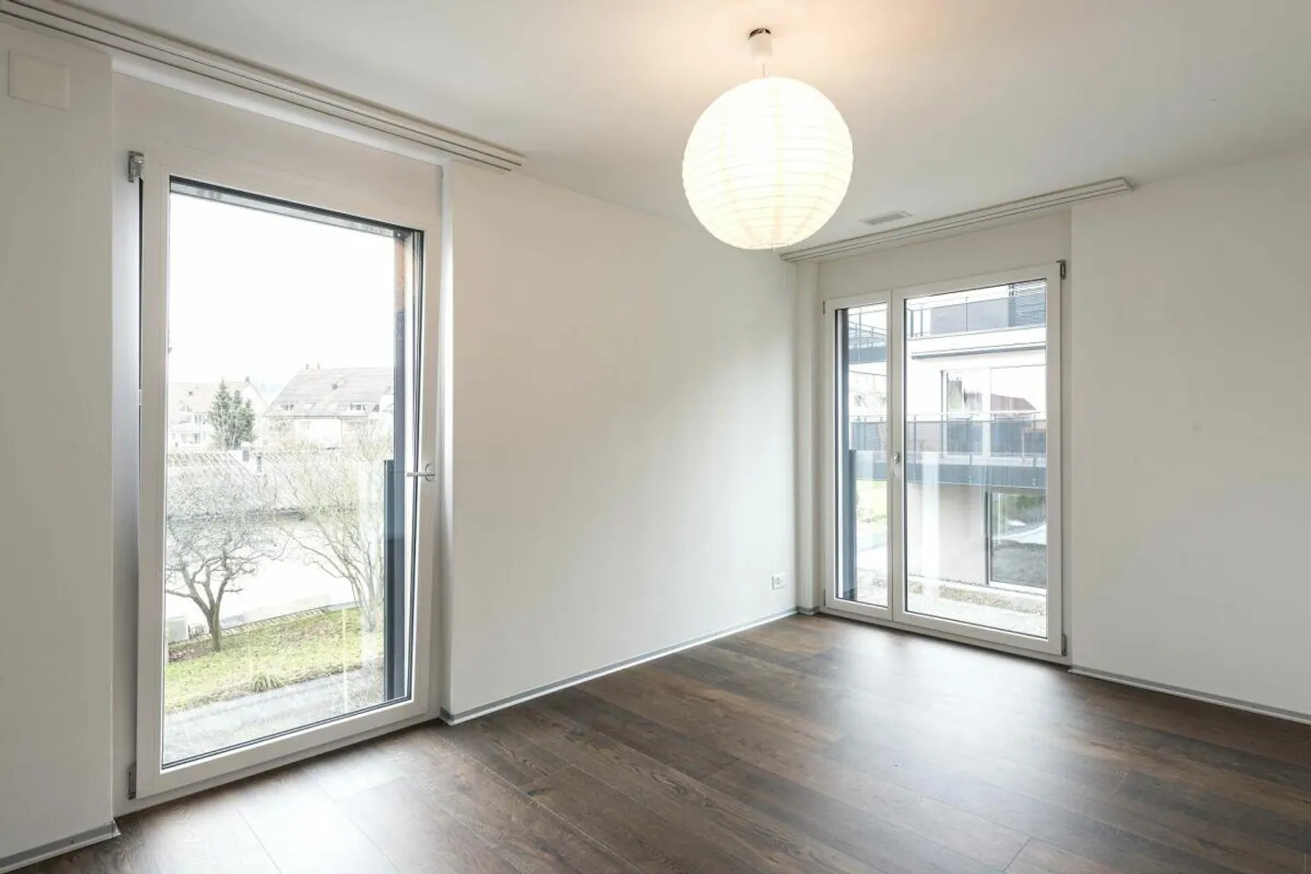 Moderno I Ideali Collegamenti I Sviluppo Ben Curato - Foto 4 di 10