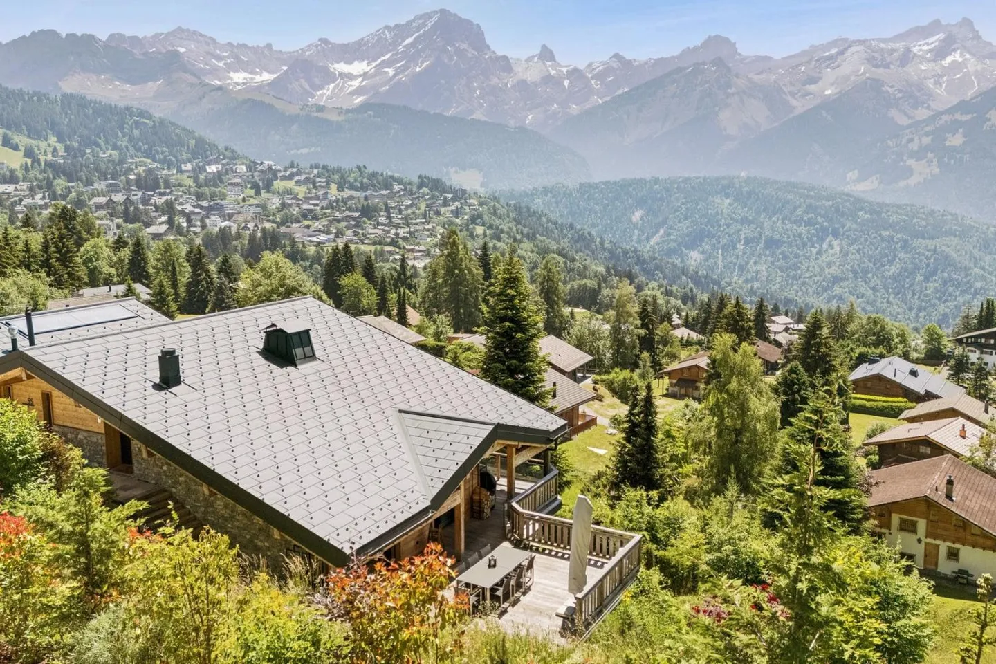 L'Excellence Alpine : Un Chalet de Luxe à Villars-sur-Ollon - Photo 3 sur 13