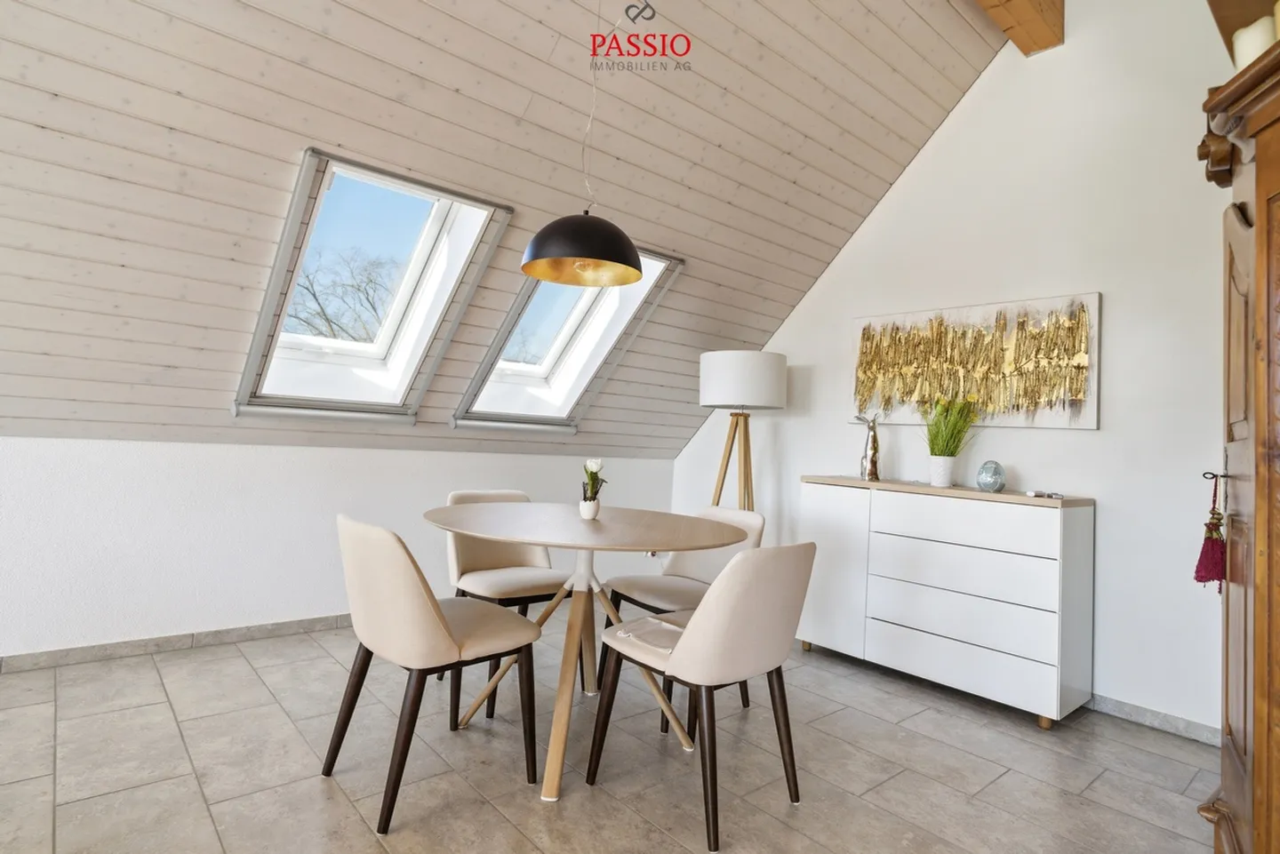 Spacious 3.5-room duplex apartment with a view of greenery - Photo 7 of 14