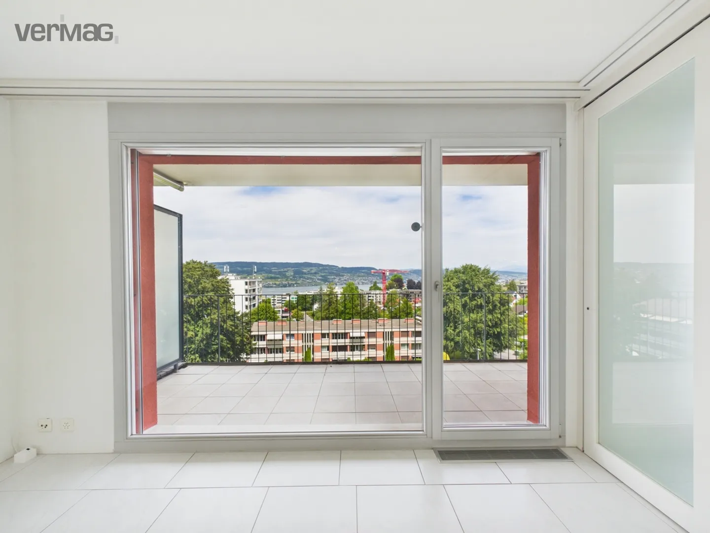Appartement lumineux 3.5 pièces - Photo 3 sur 7