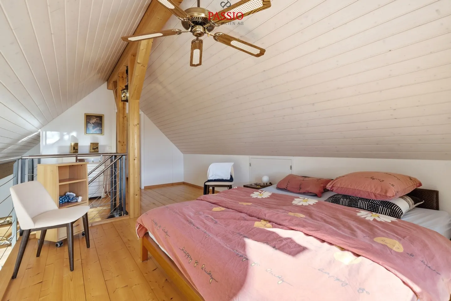 Spacious 3.5-room duplex apartment with a view of greenery - Photo 10 of 14