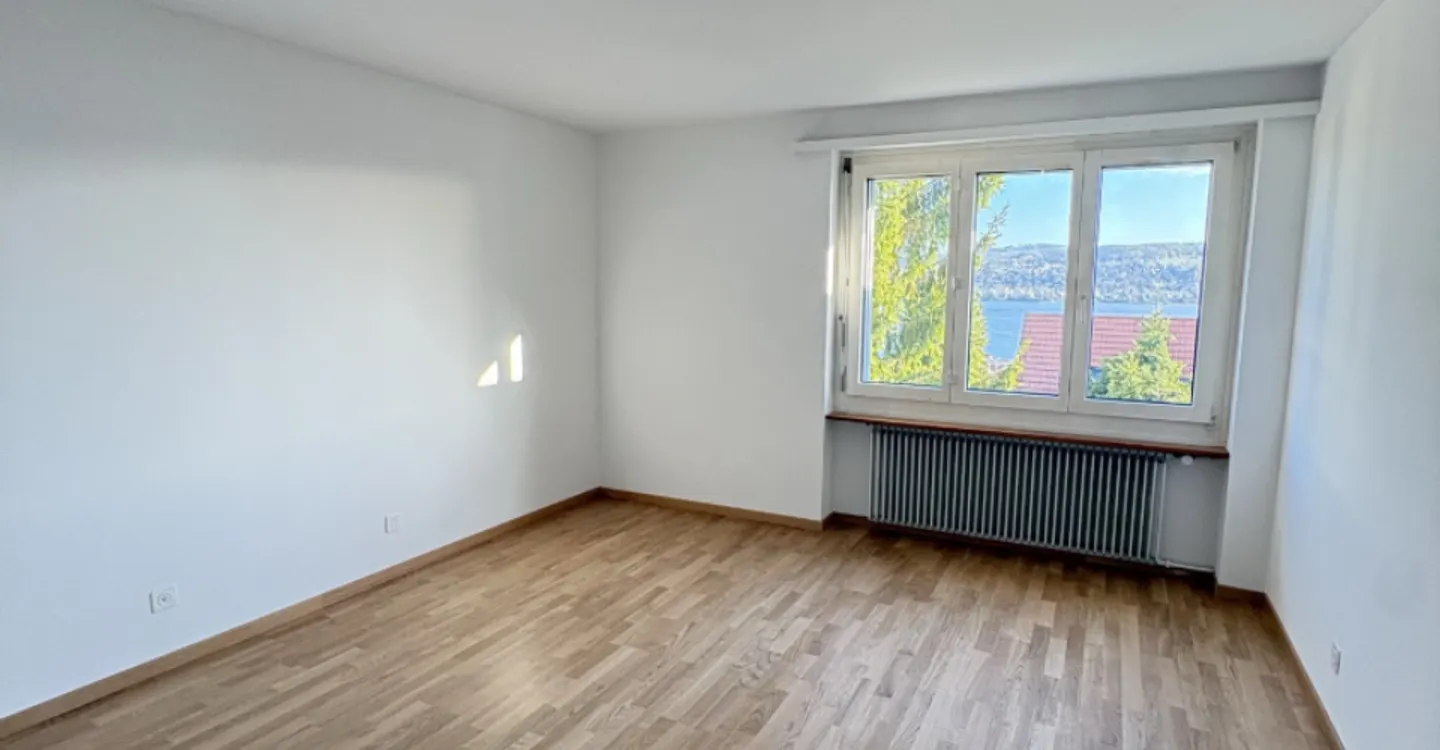 Appartamento luminoso con vista lago - Foto 4 di 8