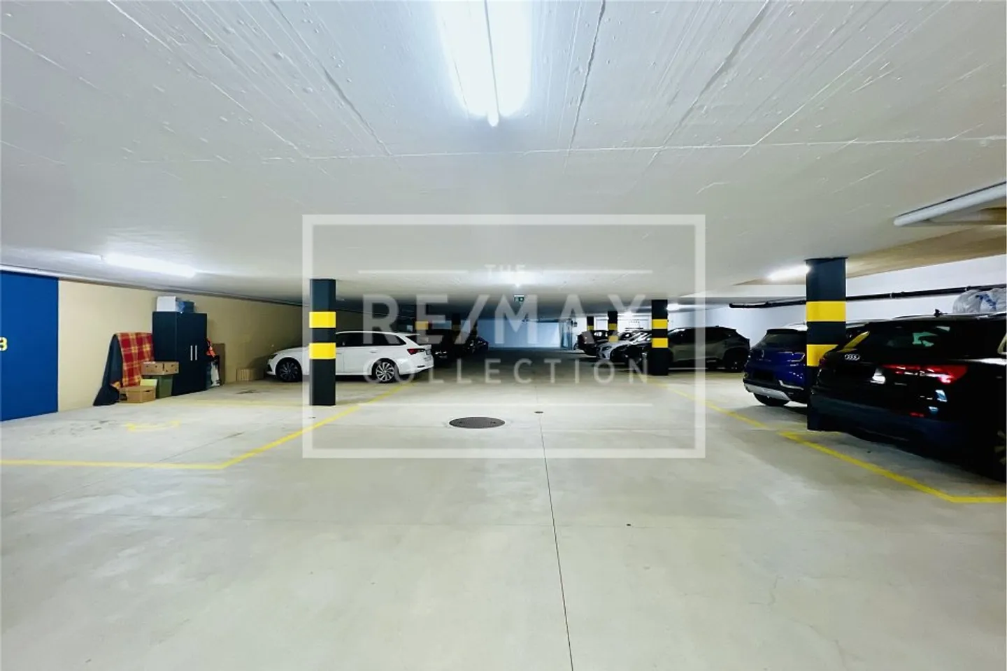 App. 4.5 rooms and 2 parking spaces included. - Photo 4 of 4