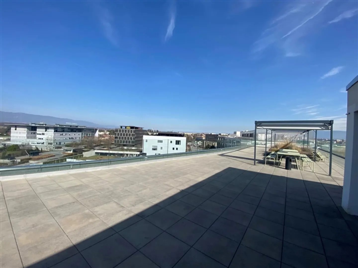 Commercial premises in a multifunctional building in an FTI zone - Photo 9 of 10