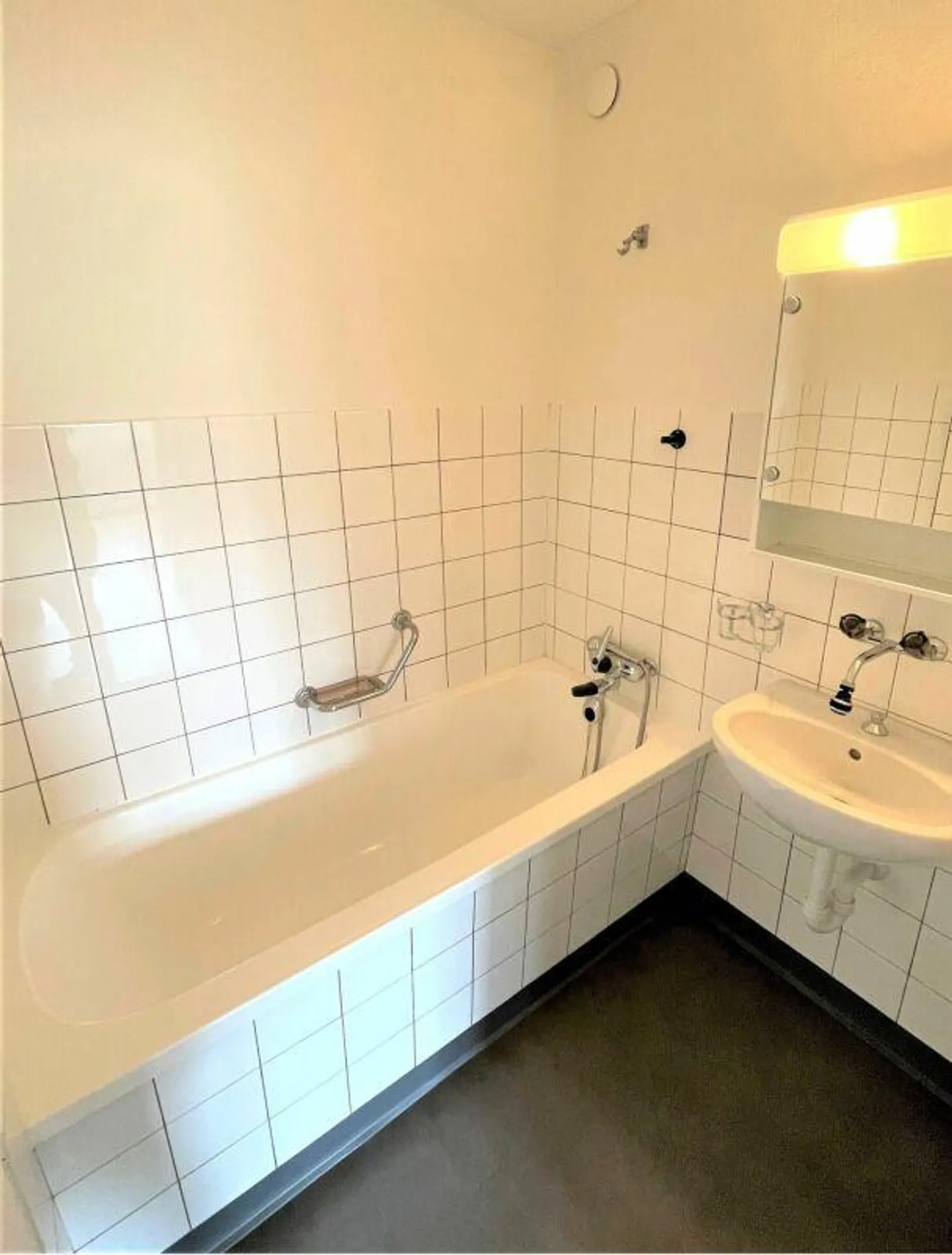 Votre nouveau chez-vous à Gossau vous attend! - Photo 4 sur 11