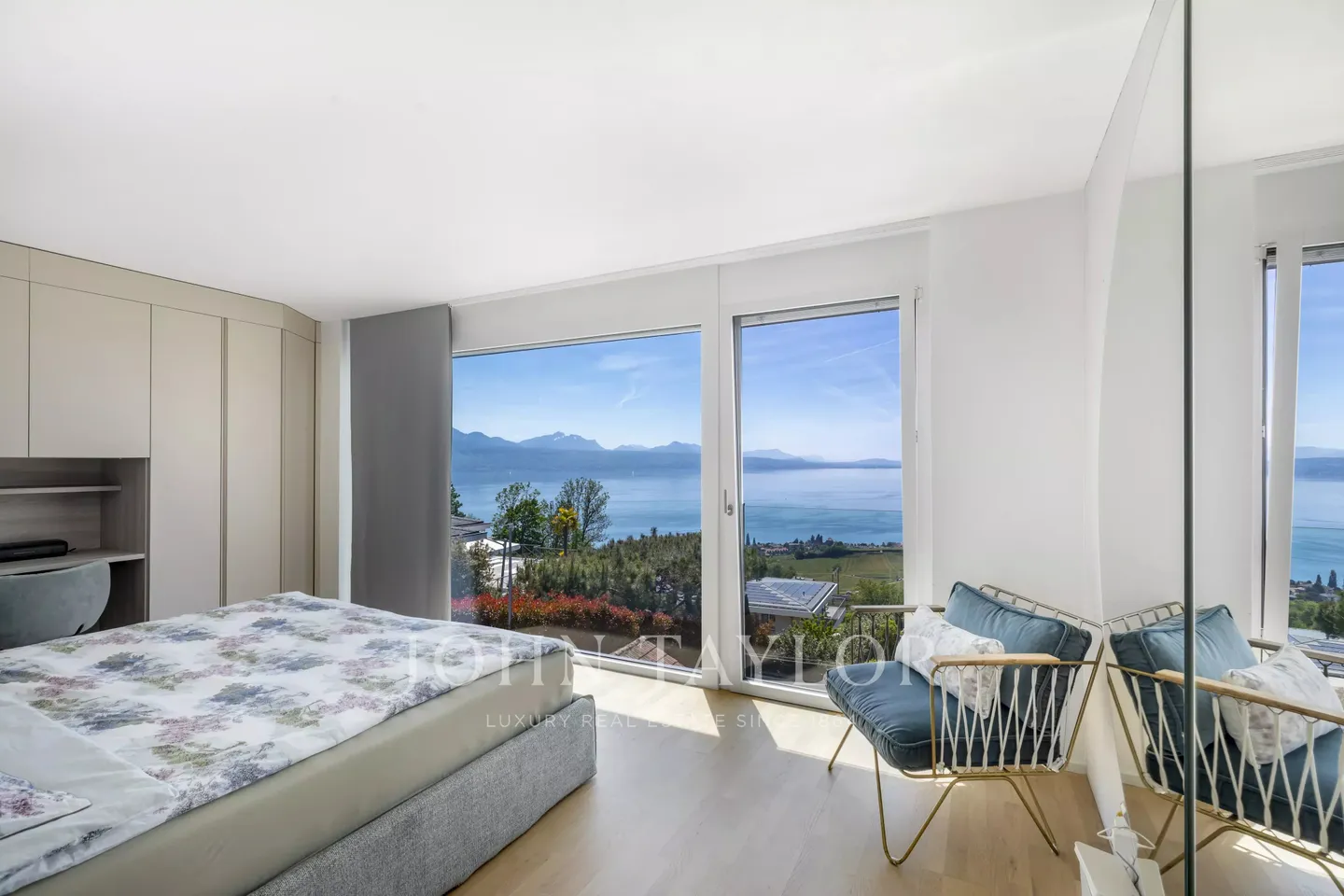 Luxusvilla mit Seeblick - Foto 6 von 18