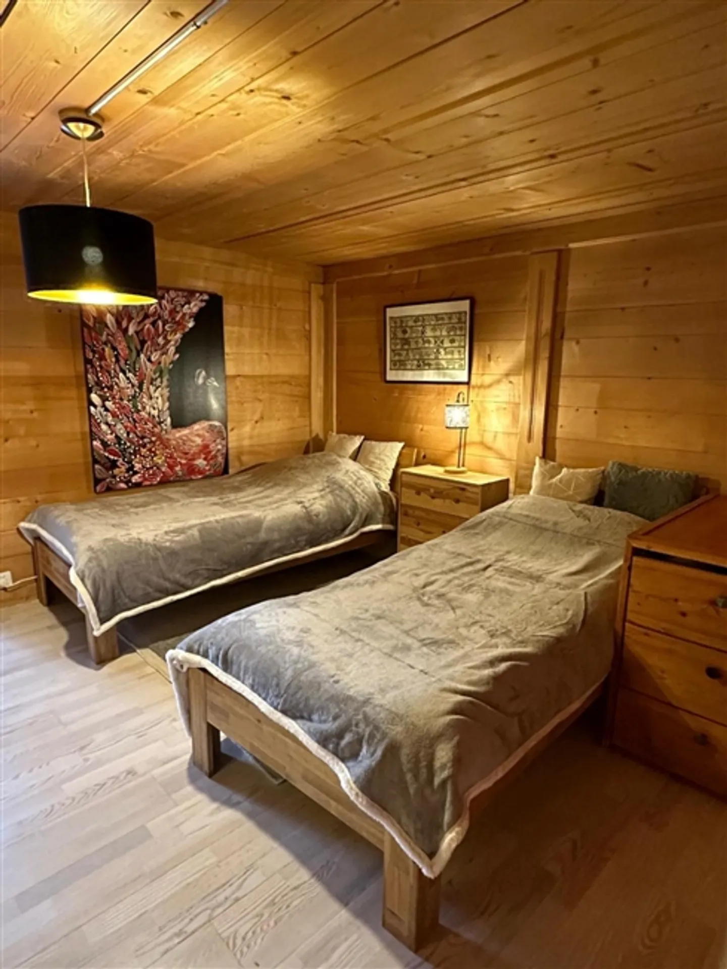 «Chalet mit paradiesischem Blick über Rougemont» - Foto 10 von 20