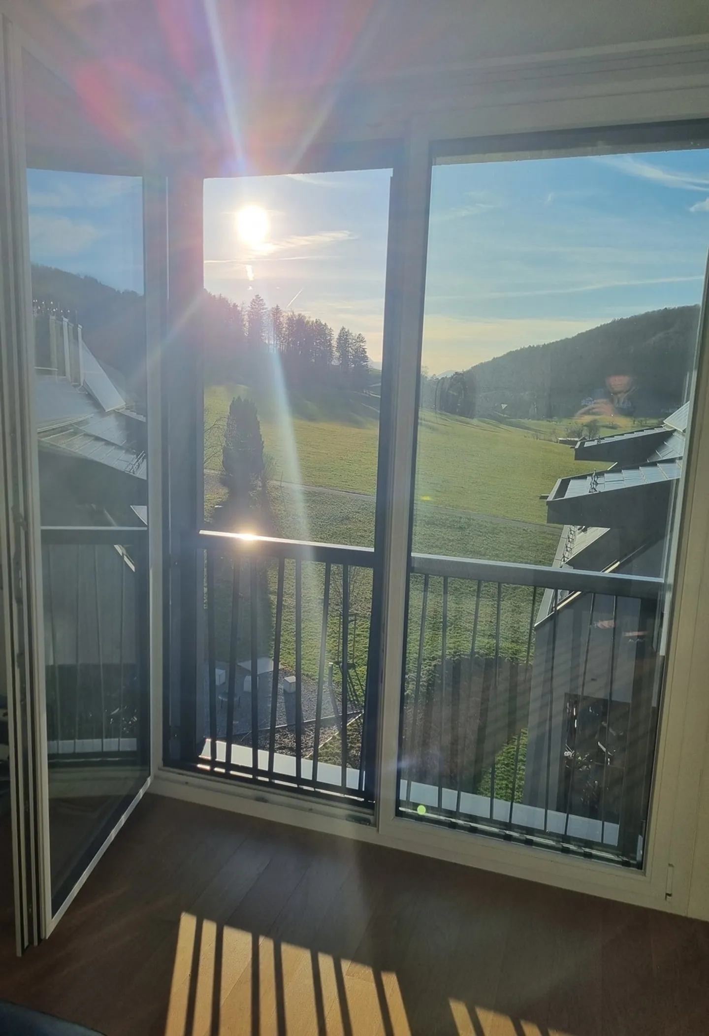 Helle grösszügige 3.5 Zimmerwohnung - Foto 4 von 7