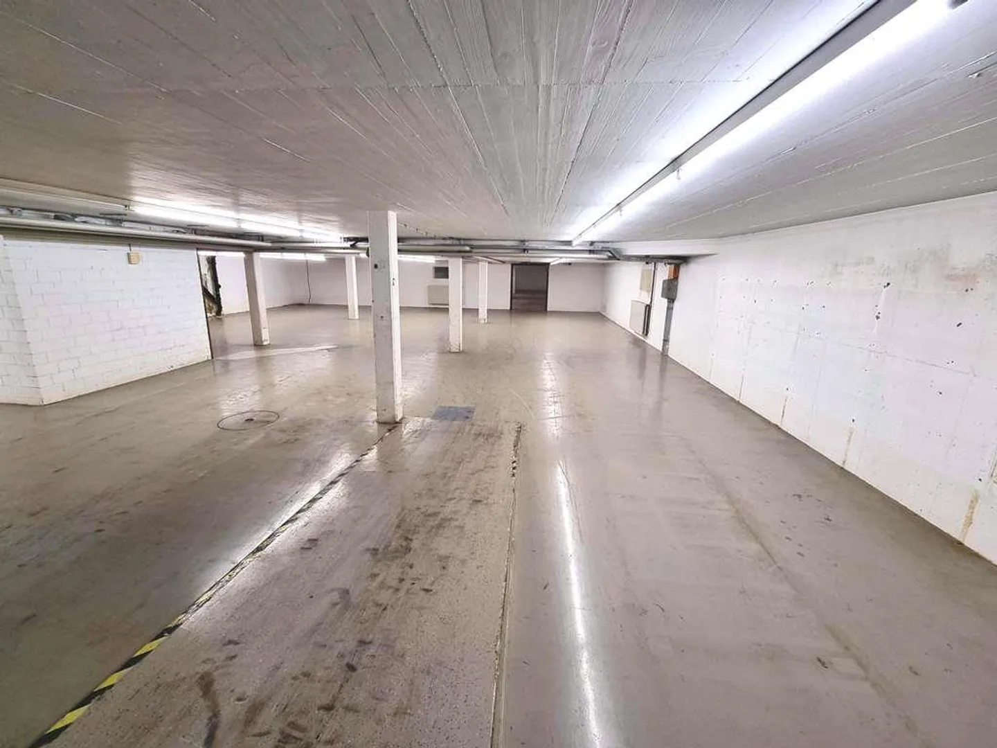 Gewerberaum, Lagerraum in ländlicher Umgebung mit eigener Zufahrt - Foto 3 von 6