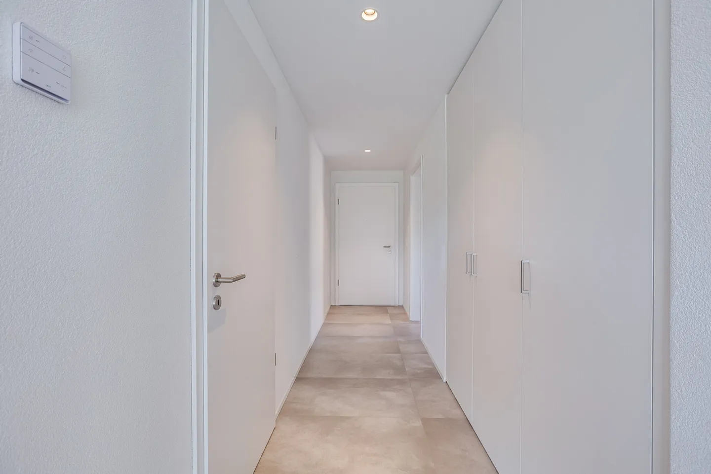 PPE Apartment - Photo 3 of 10