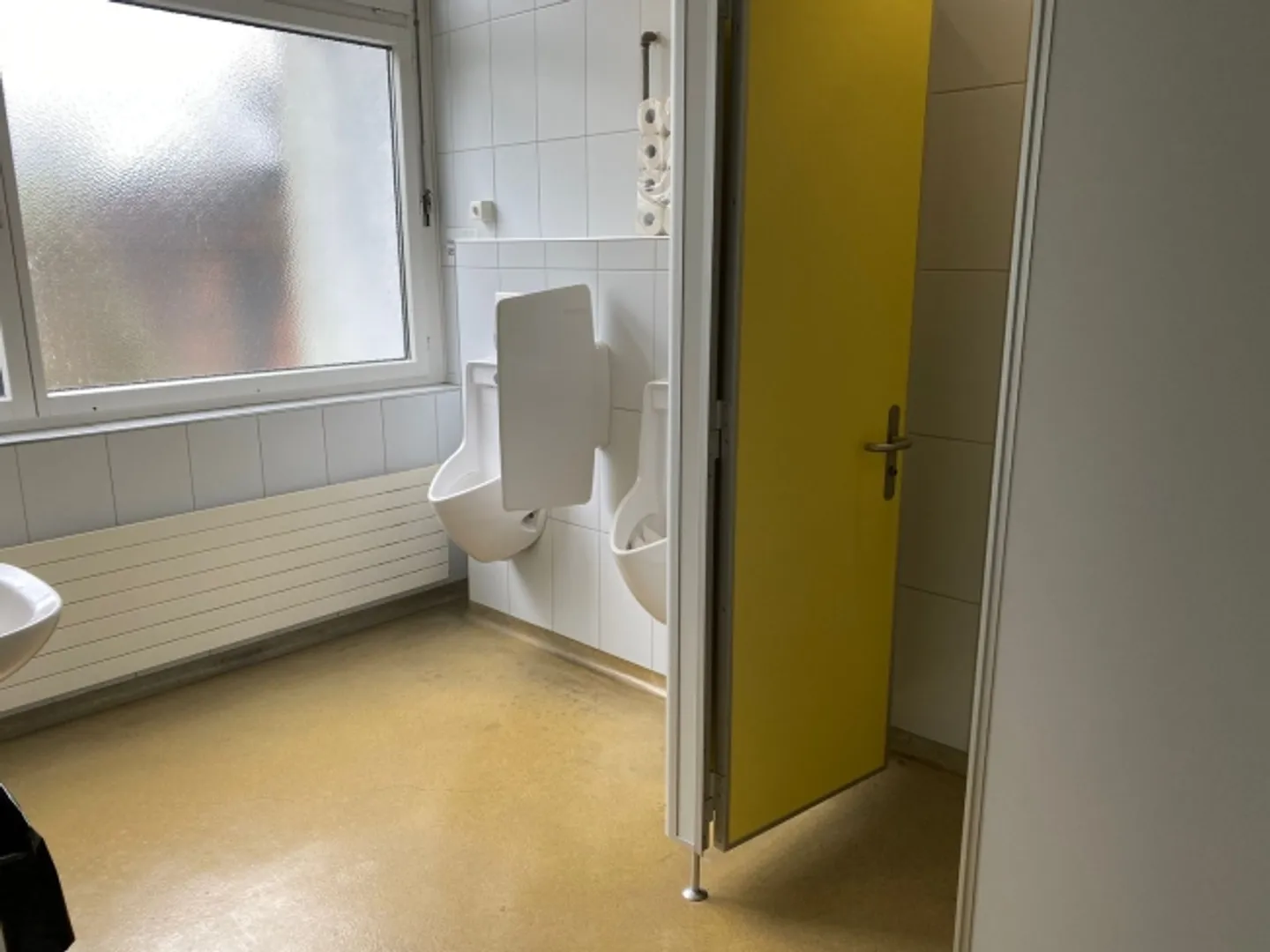 221 m2 commercial space for rent in Effretikon - Photo 6 of 13