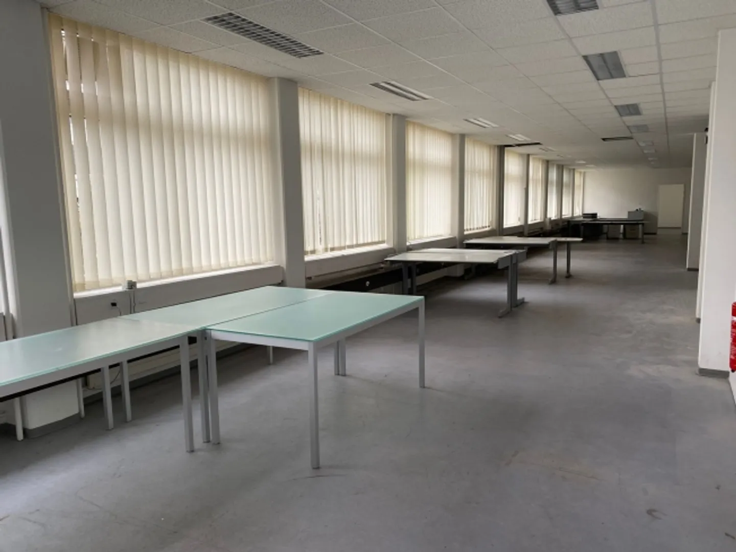 221 m2 commercial space for rent in Effretikon - Photo 8 of 13