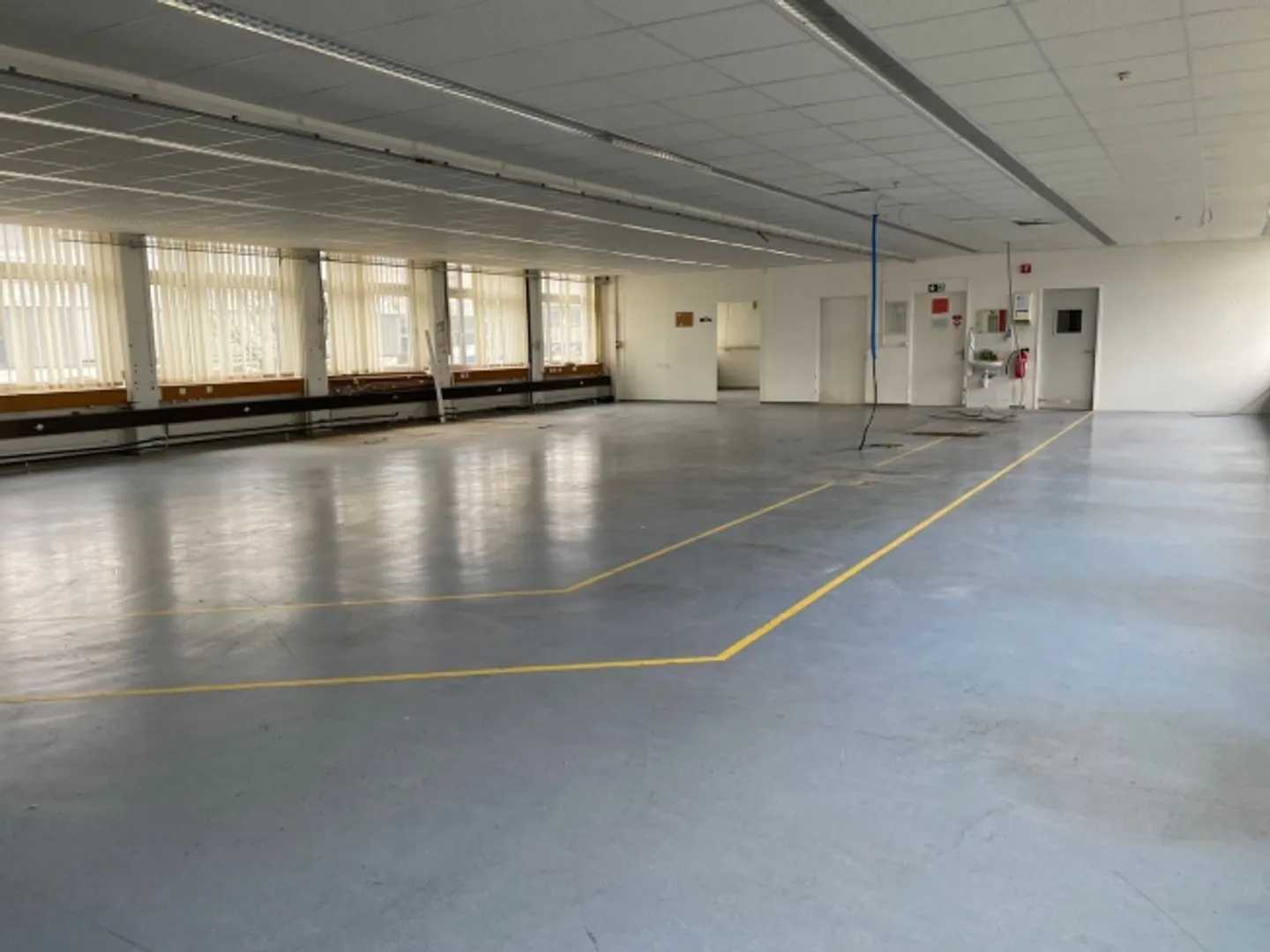 221 m2 commercial space for rent in Effretikon - Photo 11 of 13