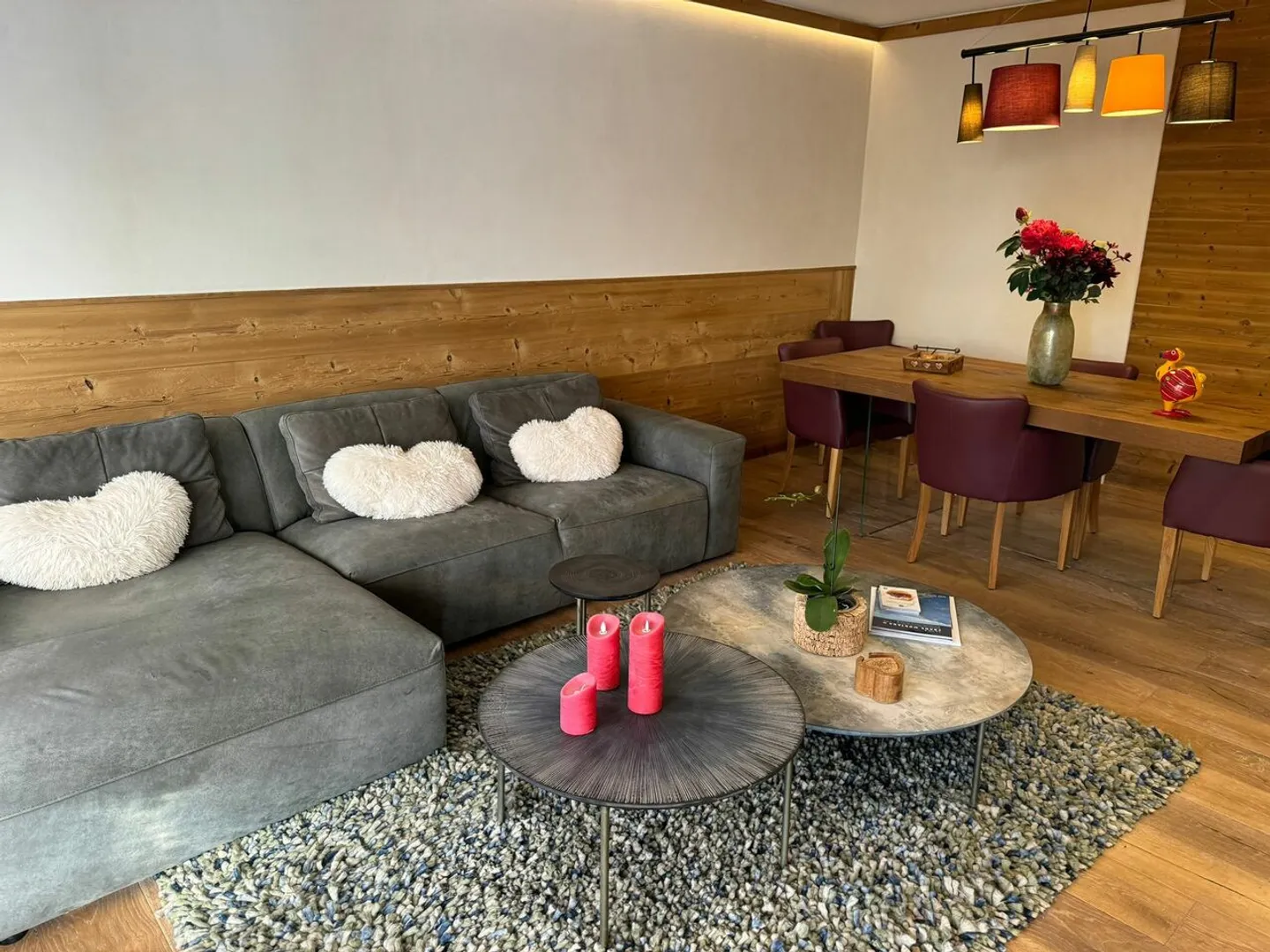 Beautiful 3-room apartment in the center of Crans-Montana - Photo 3 of 13