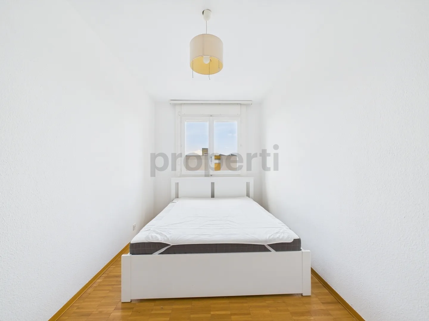 Geräumige Wohnung mit 4 Schlafzimmern in Meyrin mit Panoramablick in der 7. Etage - Foto 7 von 12