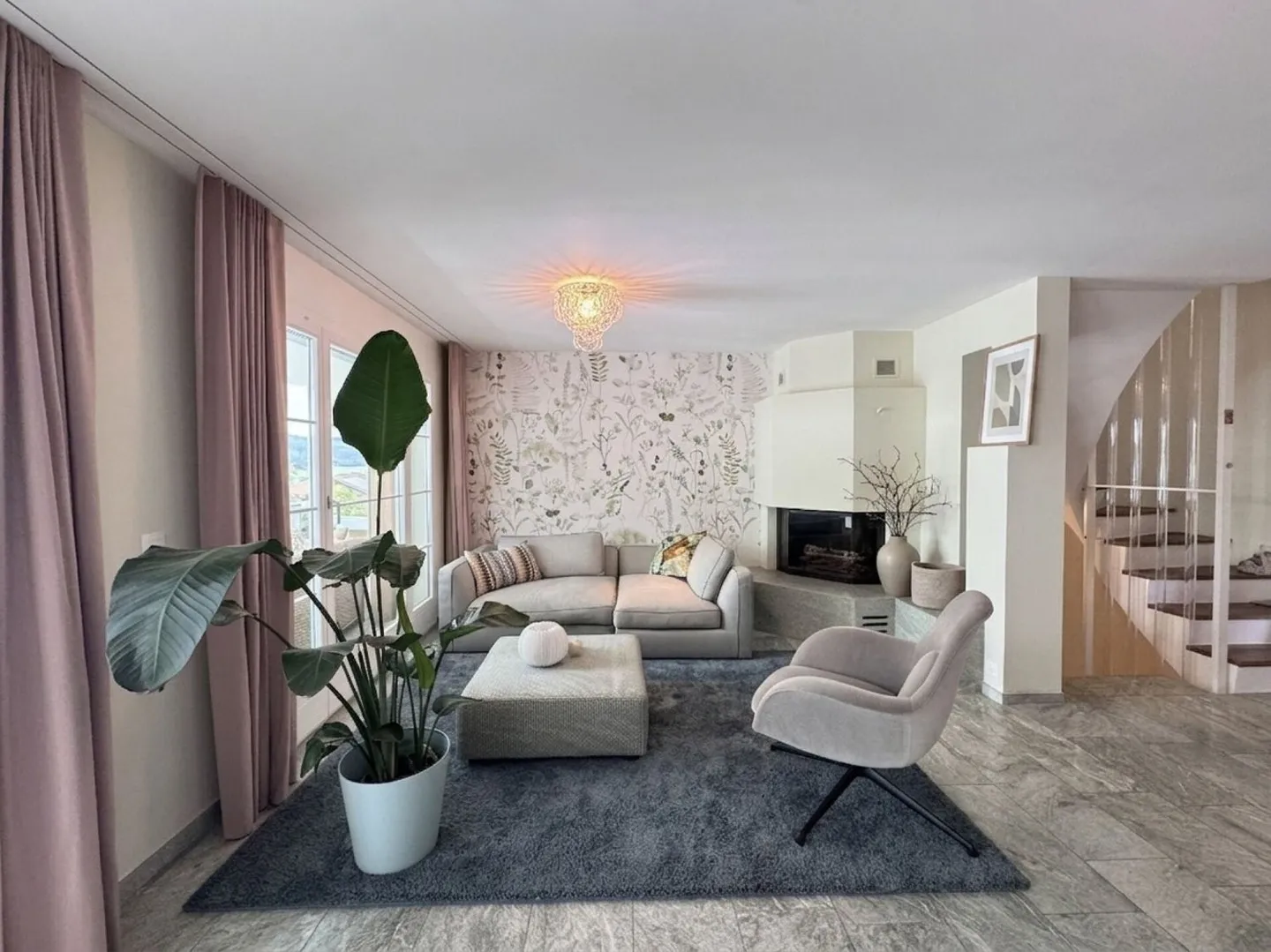 Vivere con stile: Casa di 4,5 stanze di alta qualità in una posizione tranquilla - Foto 2 di 13